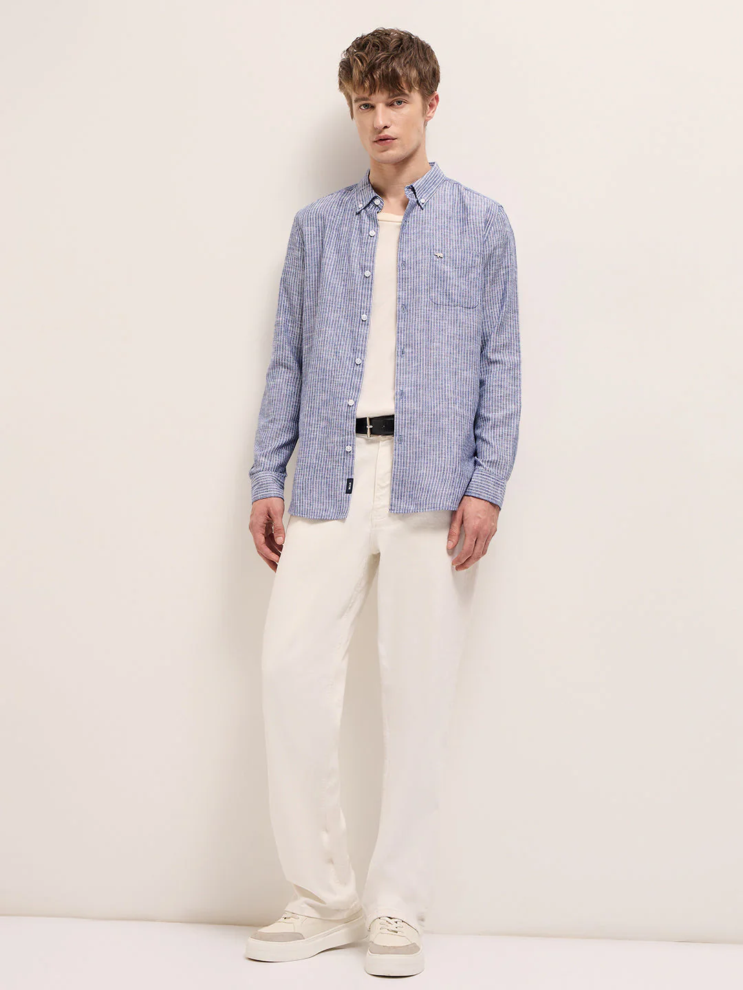 Men Blue Casual Shirt - Image 4