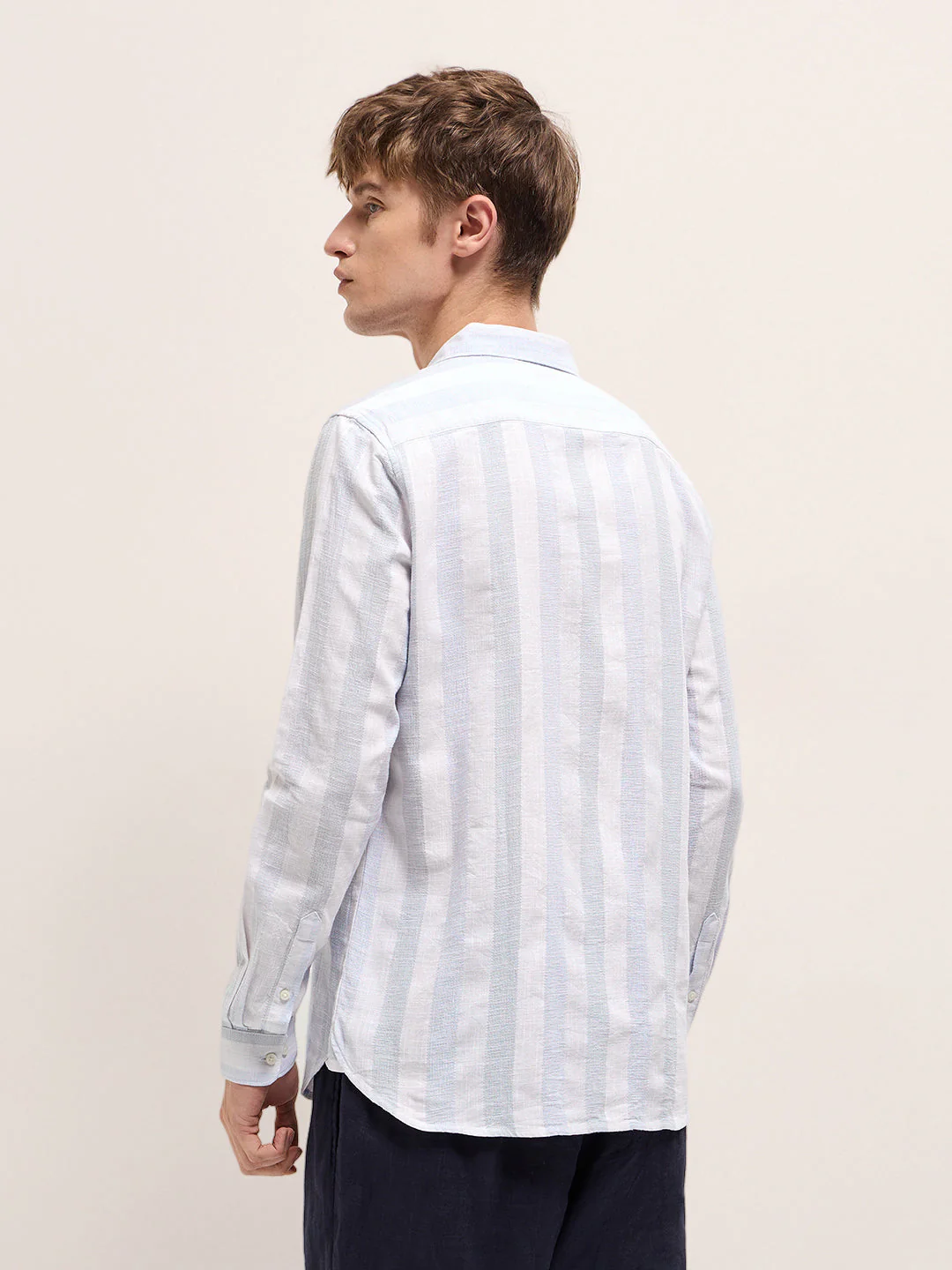 Men Blue Casual Shirt - Image 2