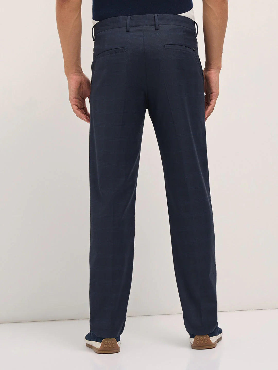 Men Blue Checked Regular Fit Formal Trousers - Image 2