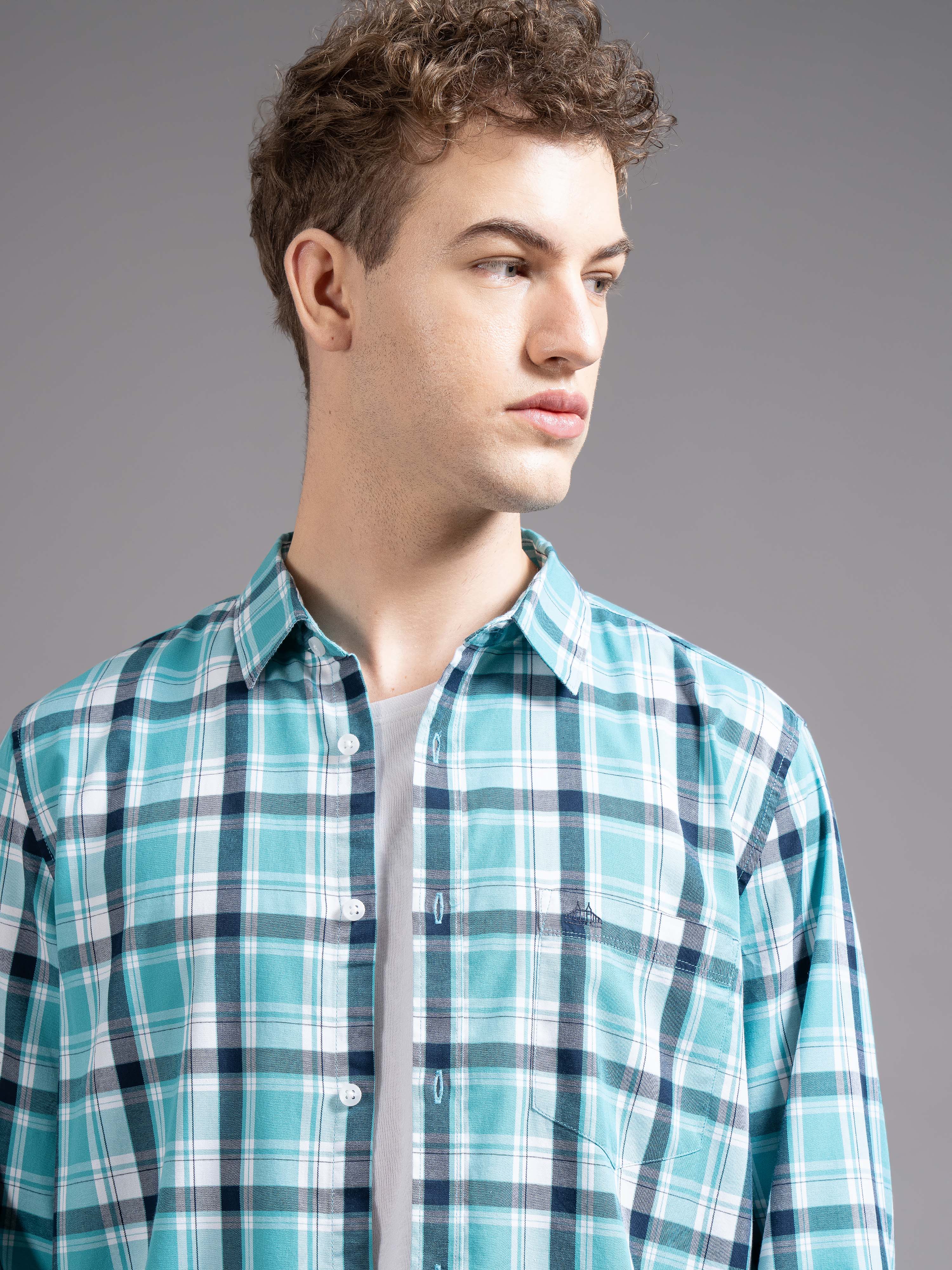 Men Blue Checked Shirt - Image 5