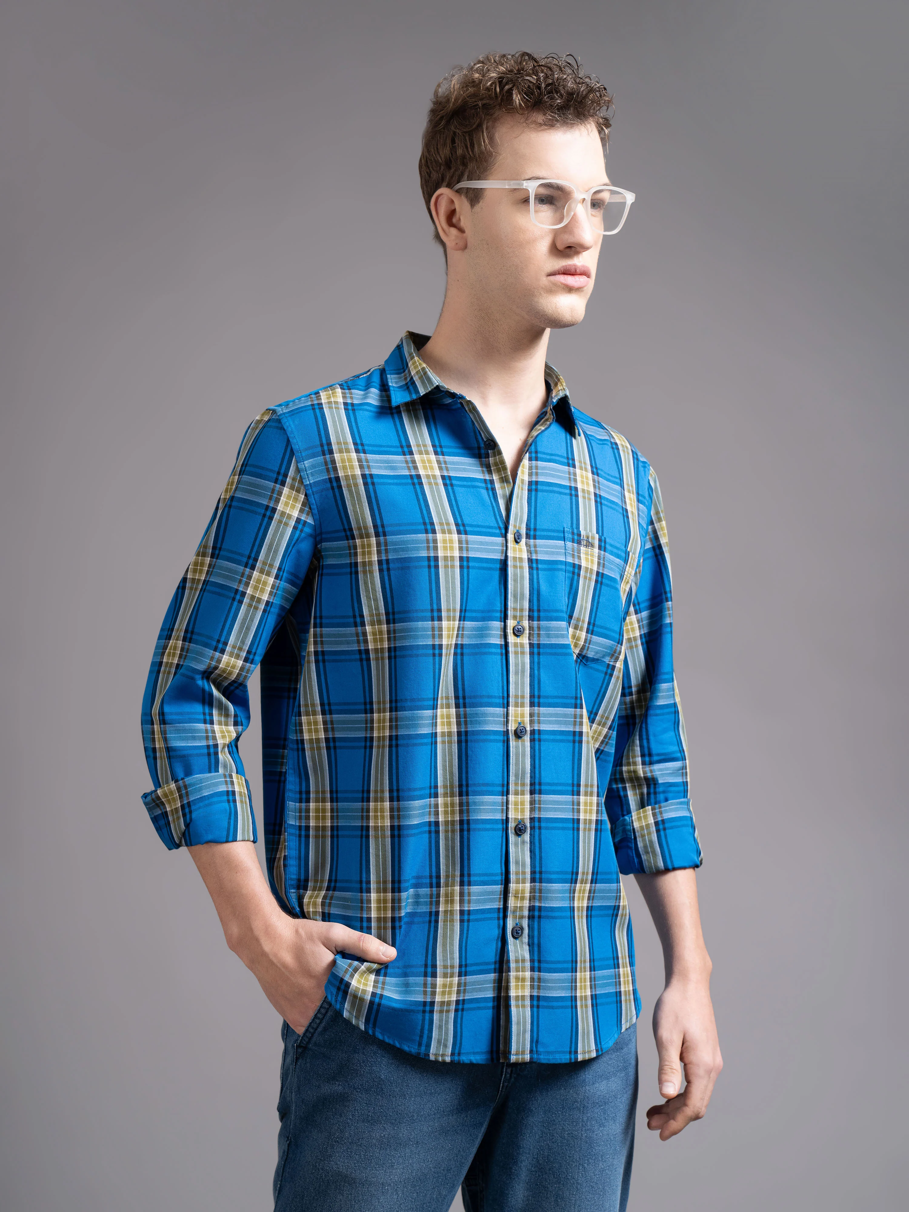 Men Blue Checked Shirt - Image 5