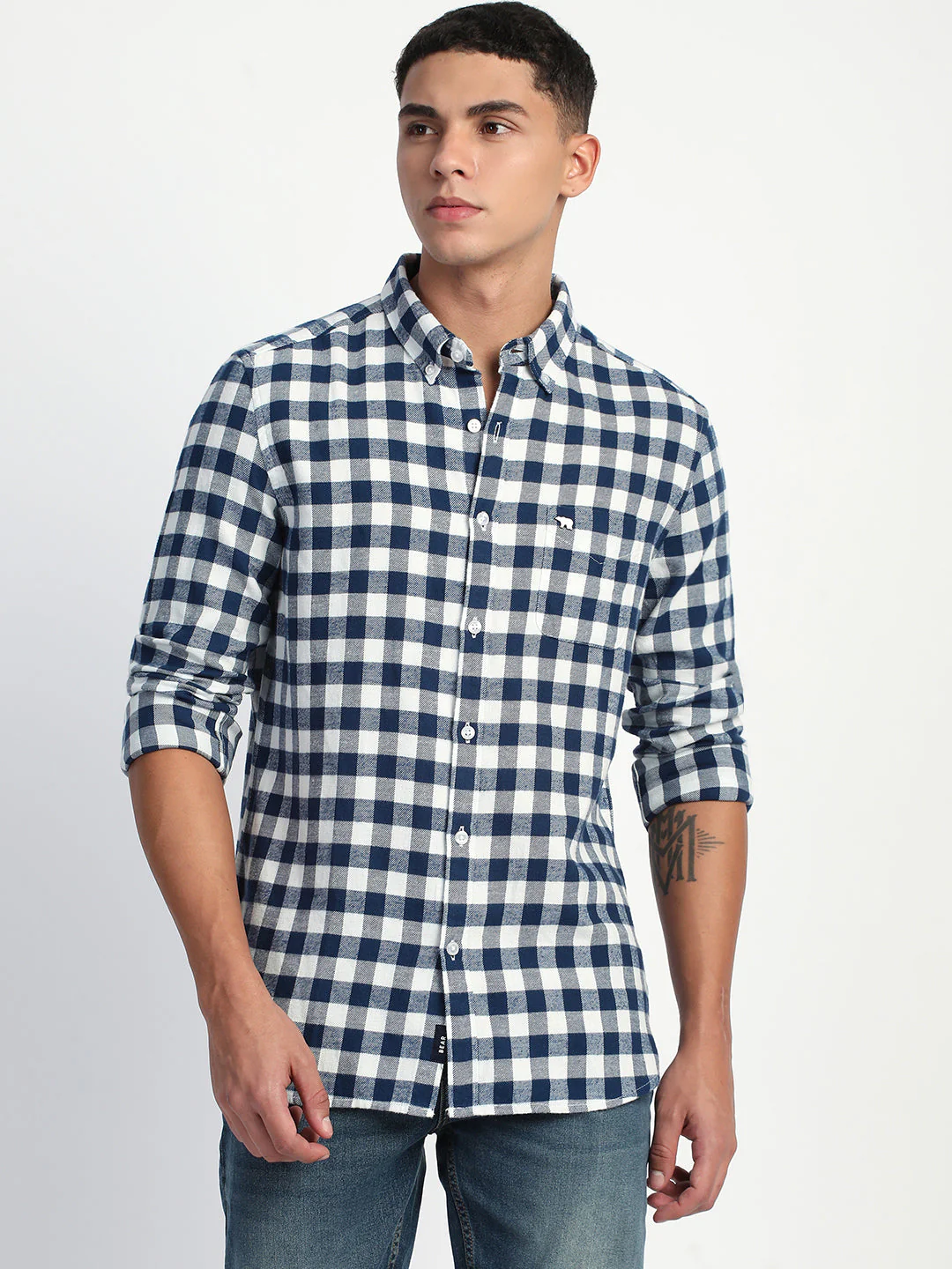 Men Blue Checked Slim Fit Casual Shirt - Image 2