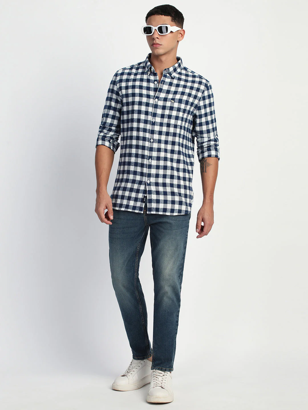 Men Blue Checked Slim Fit Casual Shirt - Image 5