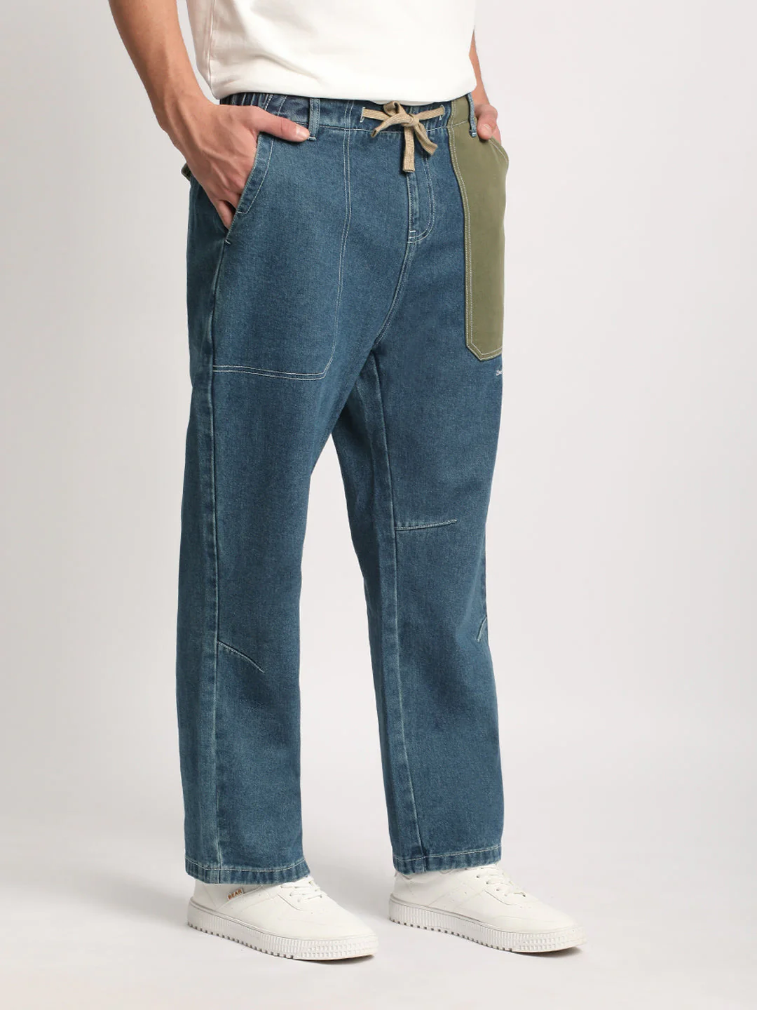 Men  Blue Colour-Block Mid Rise Straight Fit Jeans - Image 3