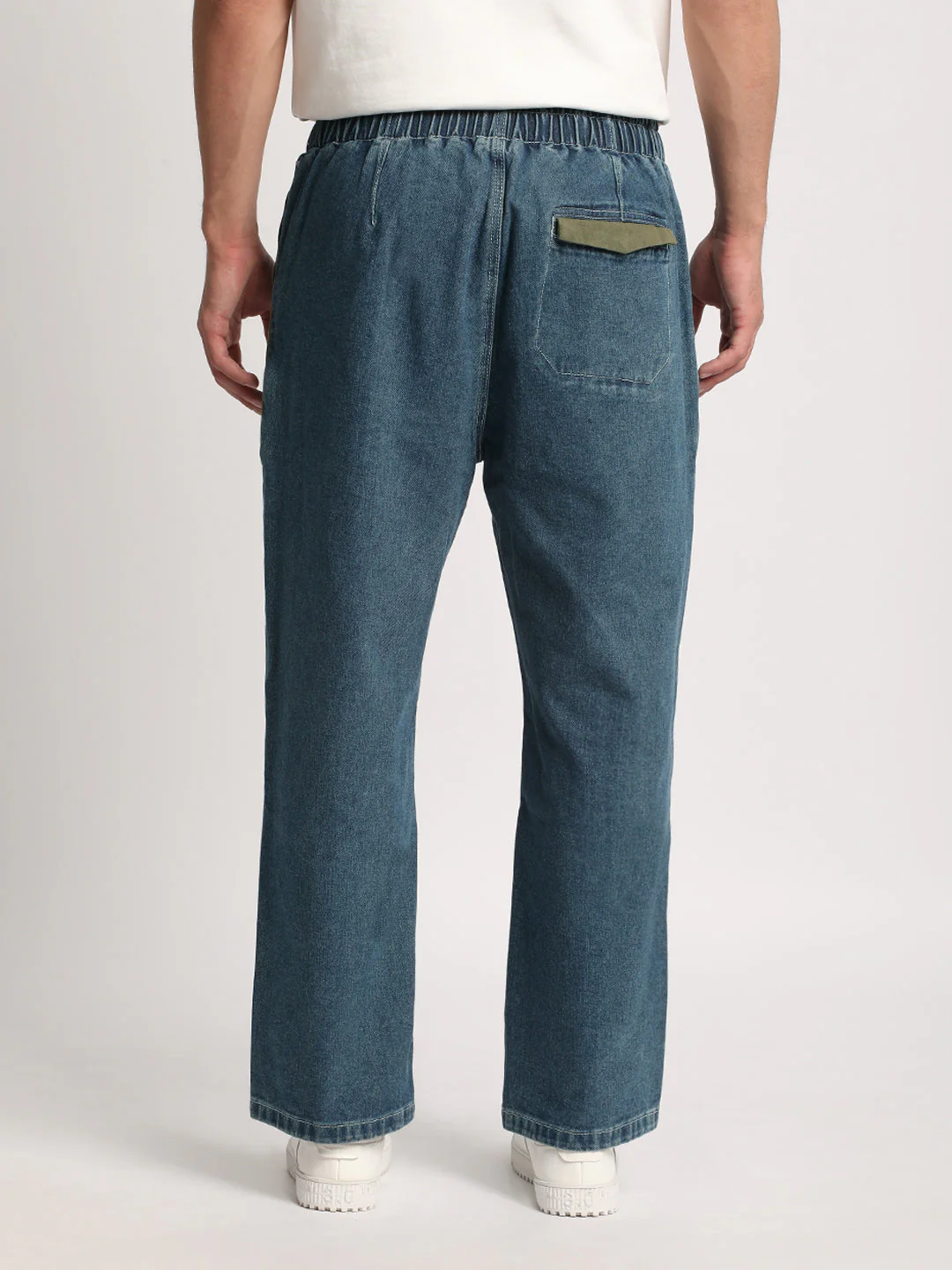 Men  Blue Colour-Block Mid Rise Straight Fit Jeans - Image 4
