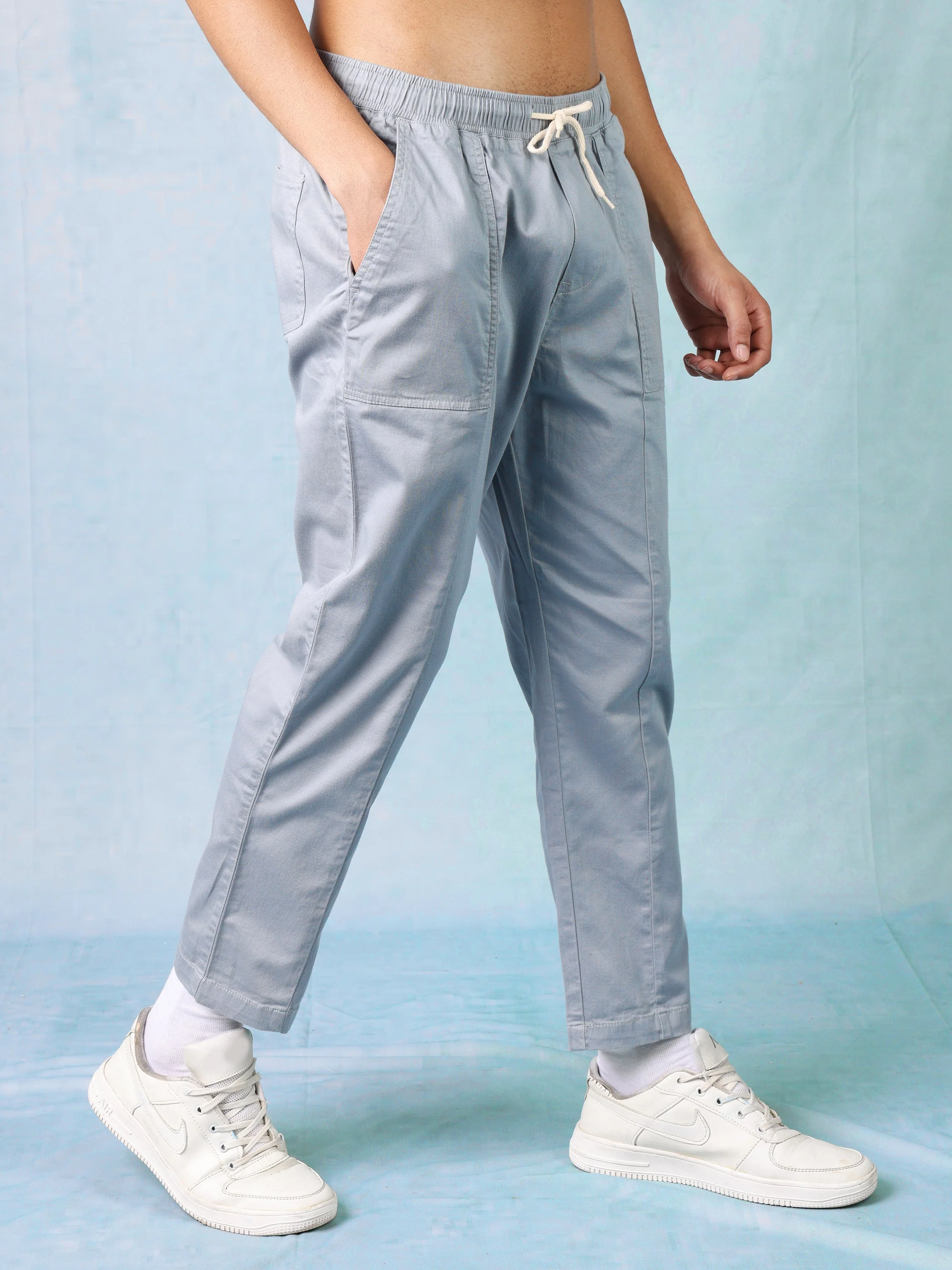 Men Blue Comfort Fit Jogger with Front Pockets - Image 3
