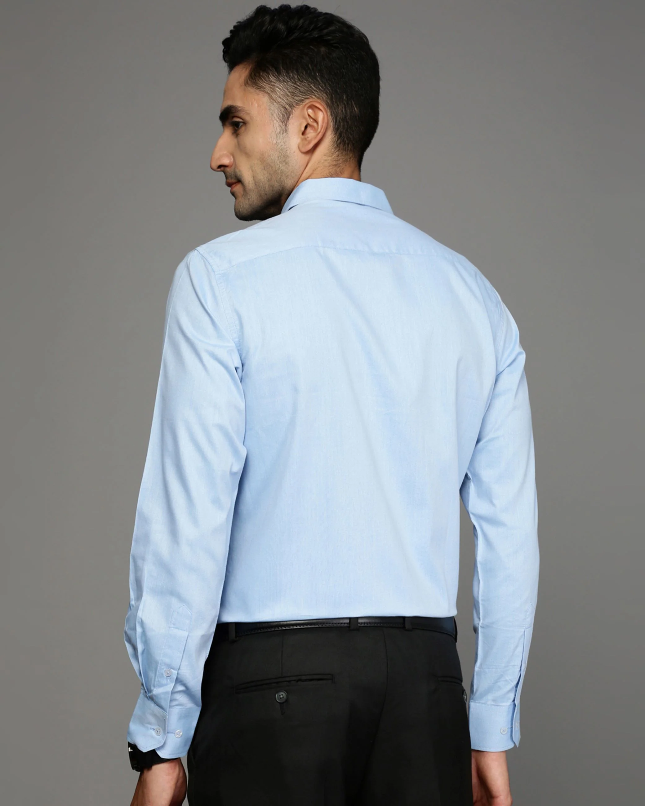 Men Blue Cotton Blend Slim Shirt - Image 4