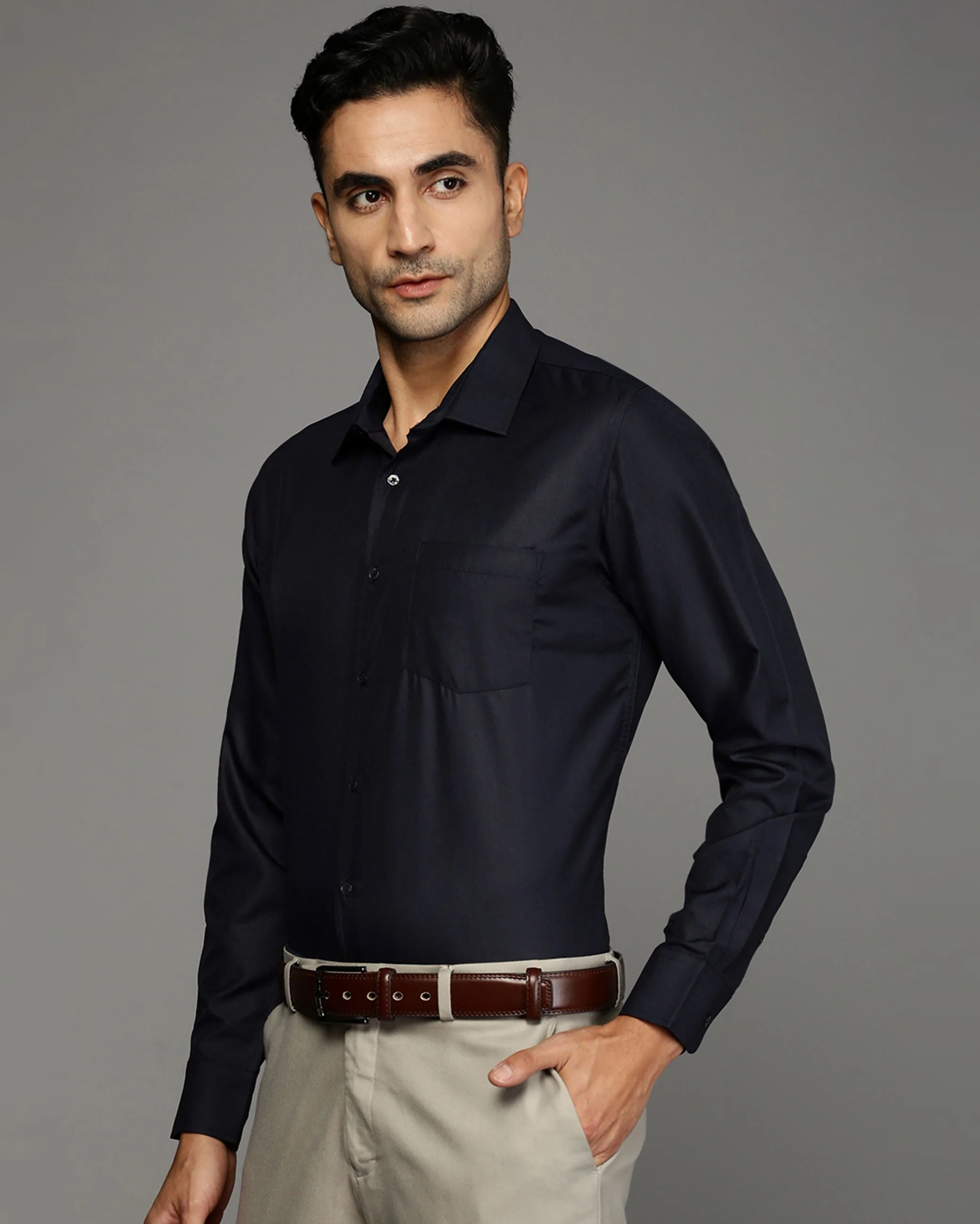 Men Blue Cotton Blend Slim Shirt - Image 3