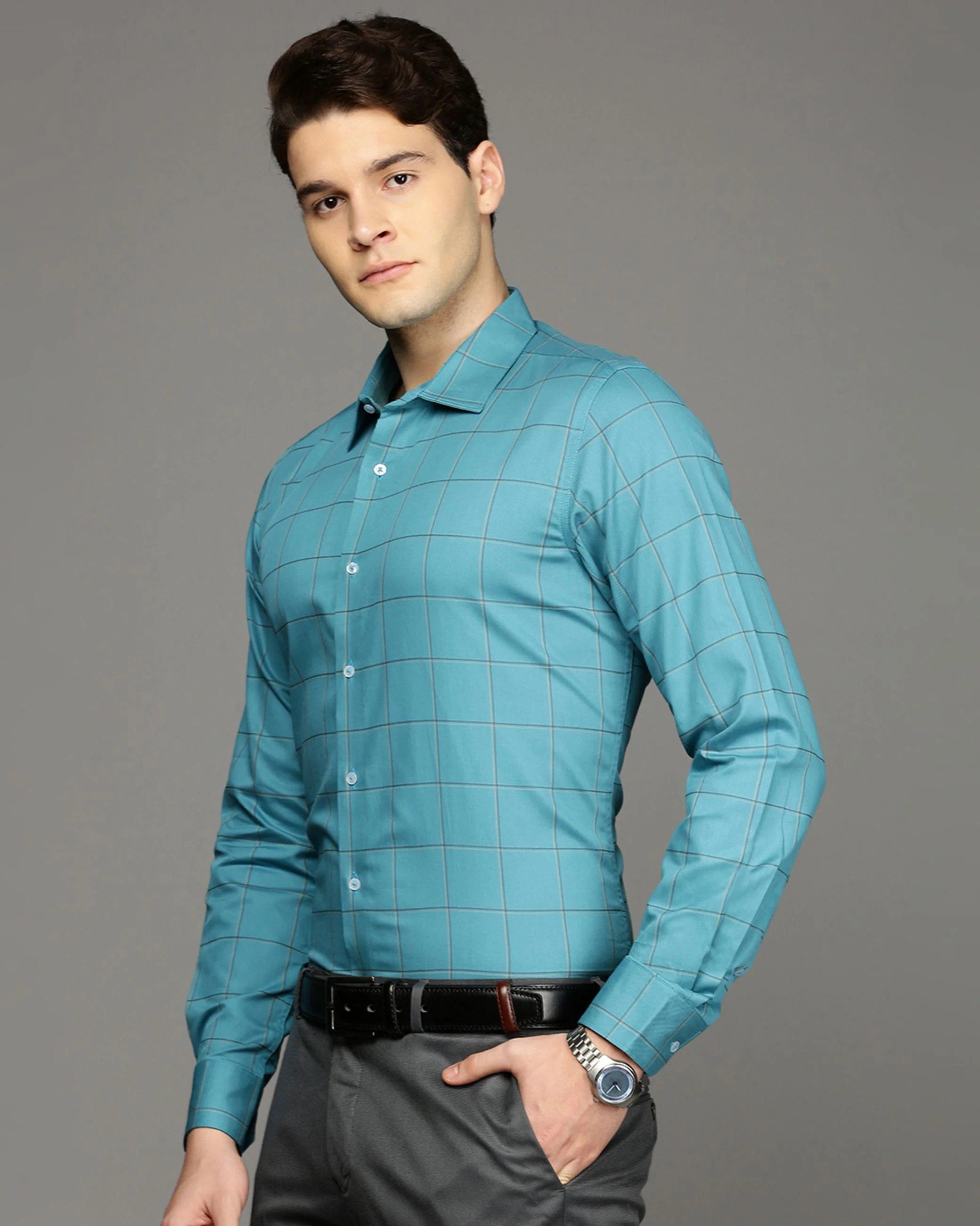 Men Blue Cotton Blend Slim Shirt - Image 3
