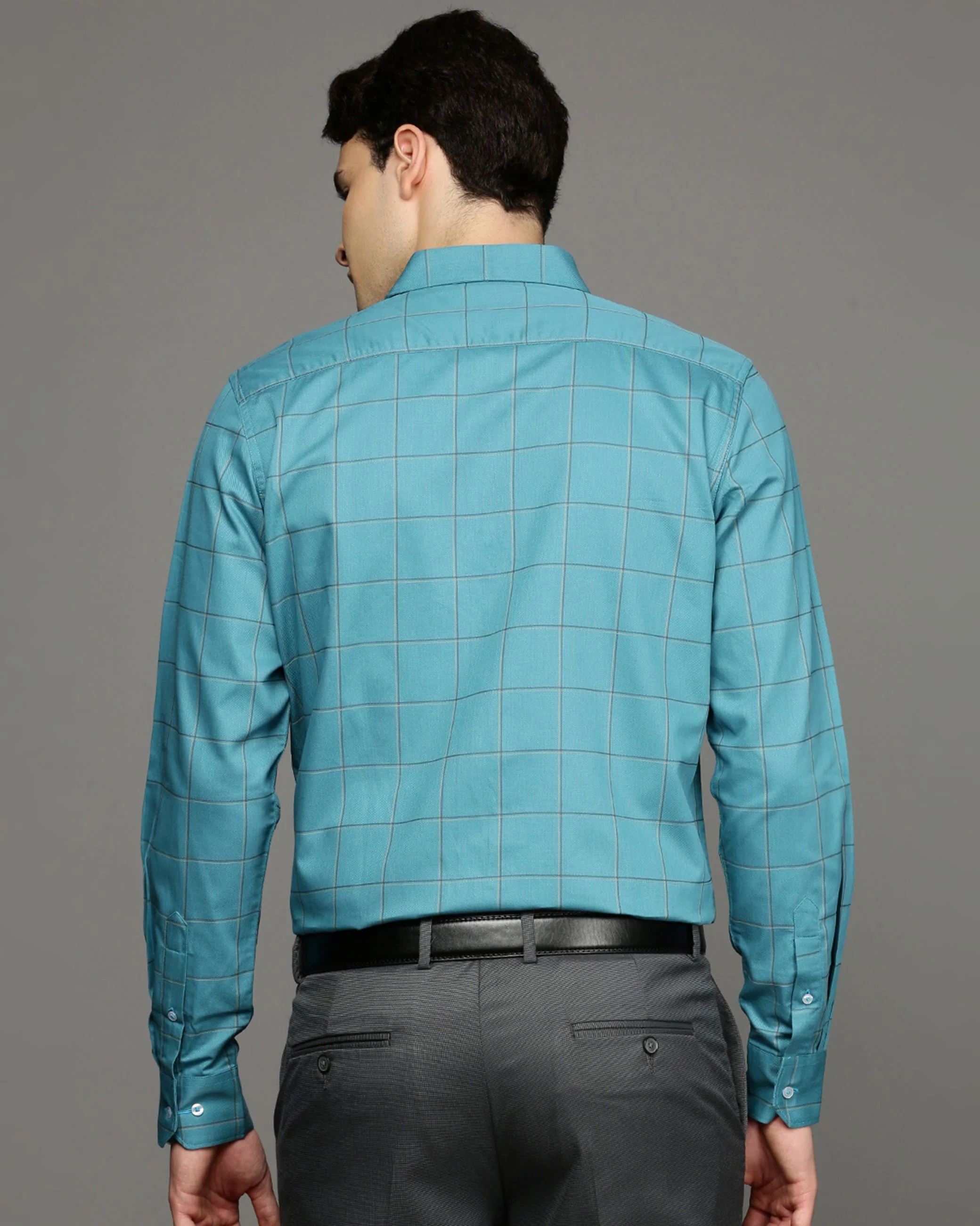 Men Blue Cotton Blend Slim Shirt - Image 4