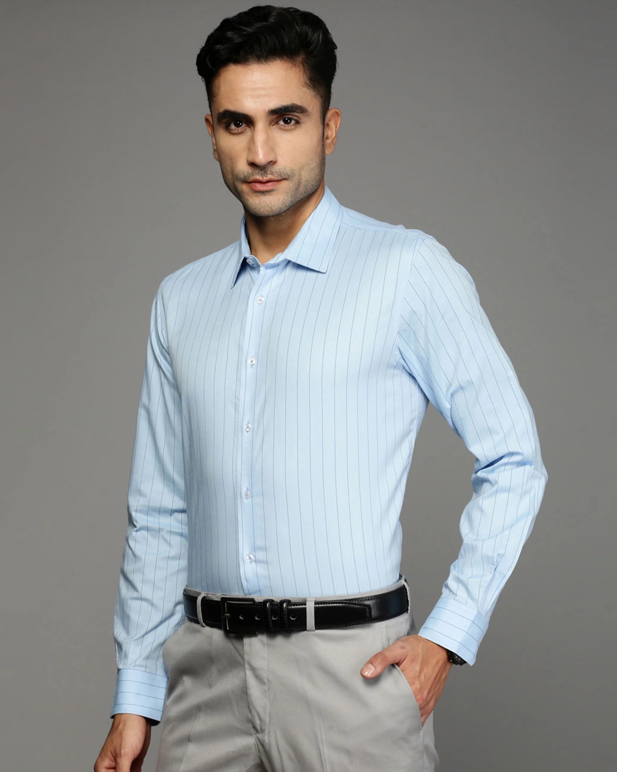 Men Blue Cotton Blend Slim Shirt - Image 3