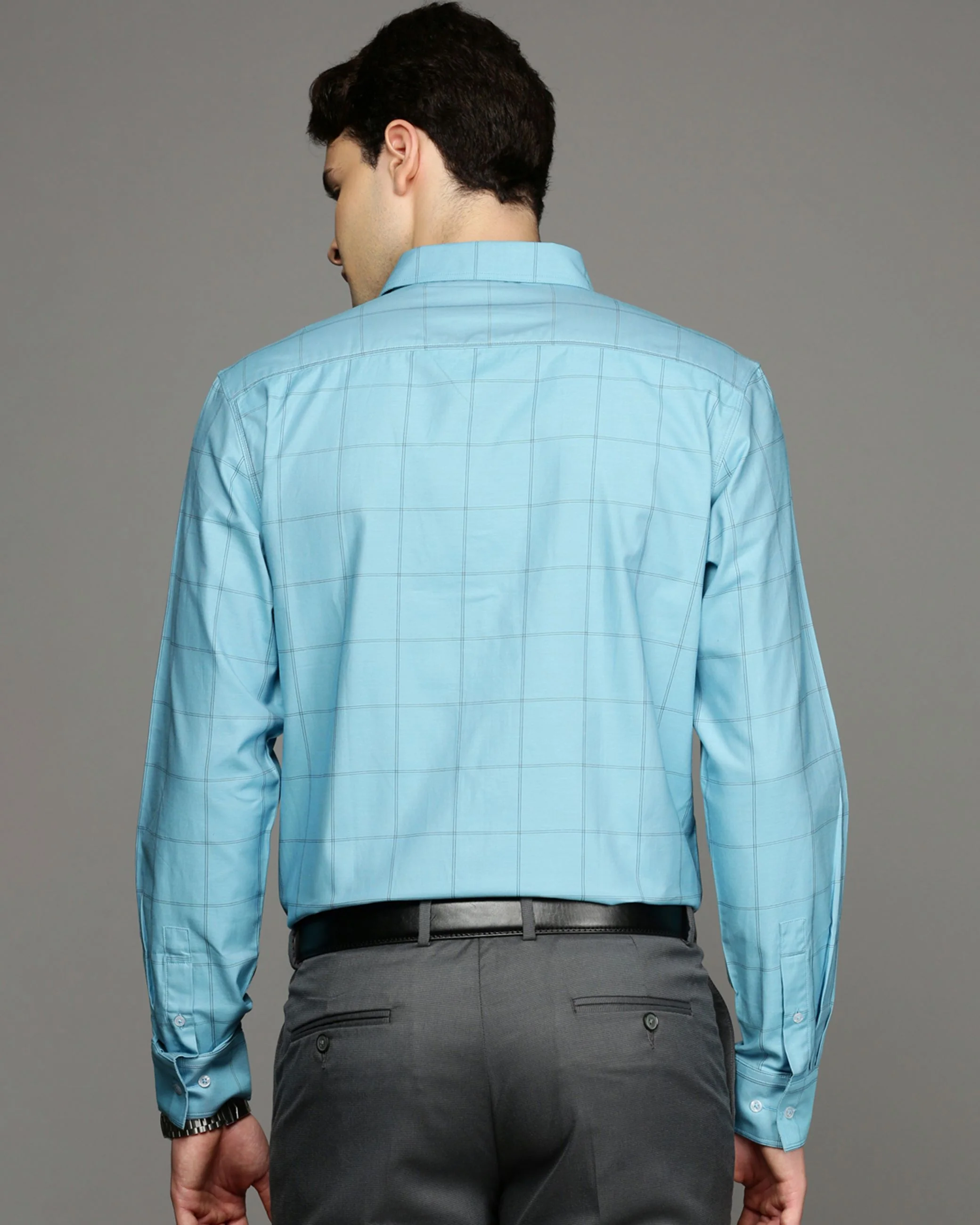 Men Blue Cotton Blend Slim Shirt - Image 4