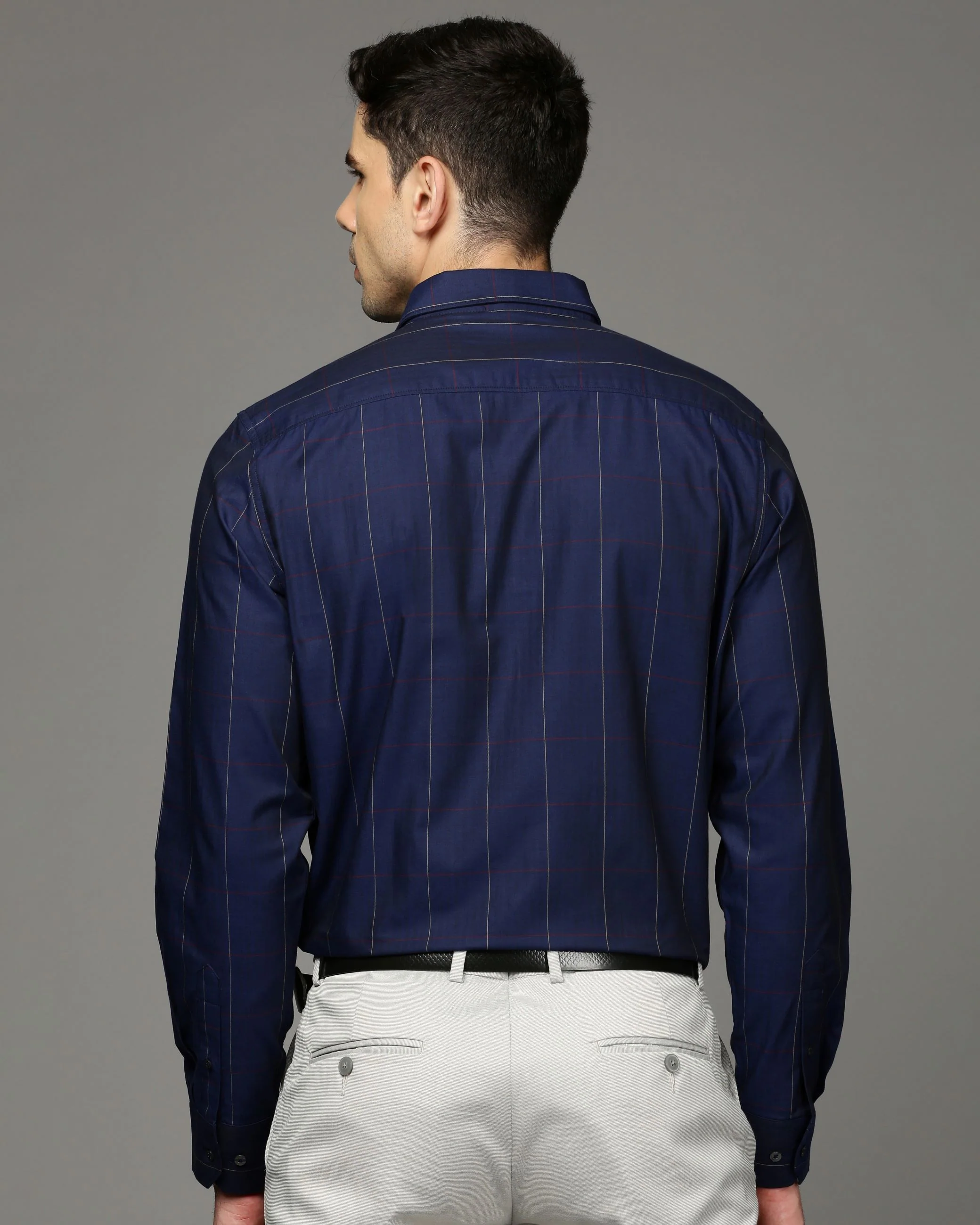 Men Blue Cotton Blend Slim Shirt - Image 4