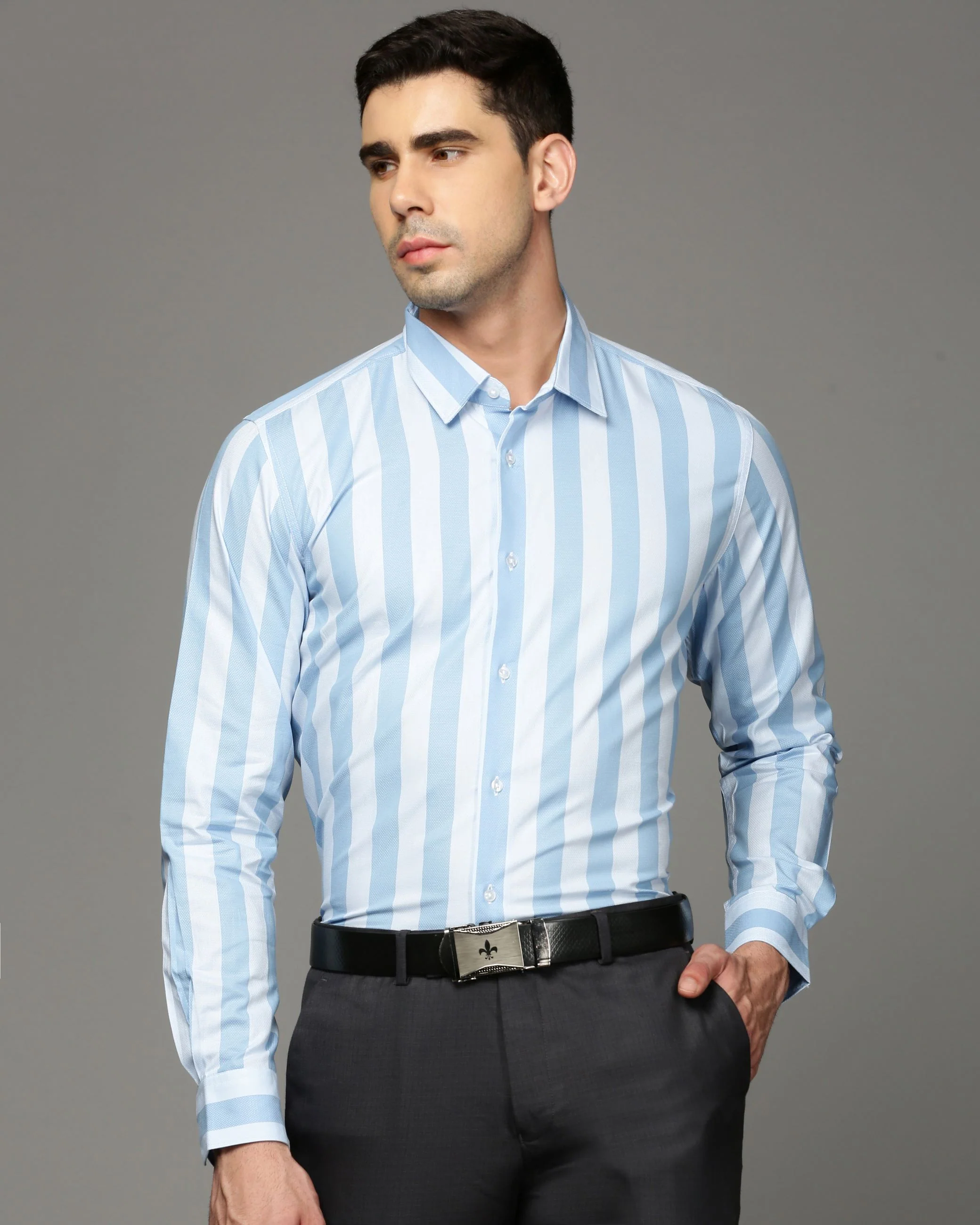 Men Blue Cotton Blend Slim Shirt - Image 2