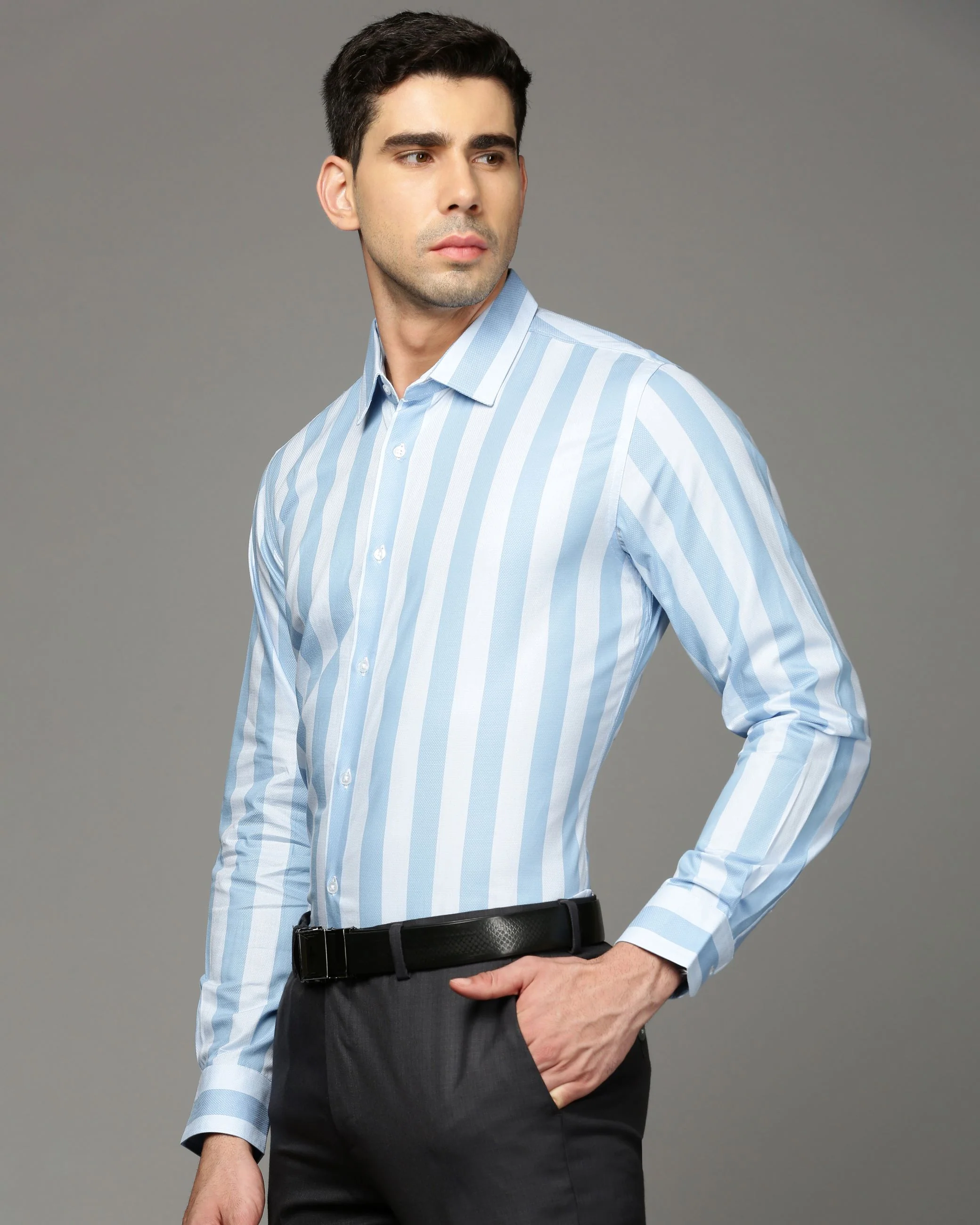 Men Blue Cotton Blend Slim Shirt - Image 3