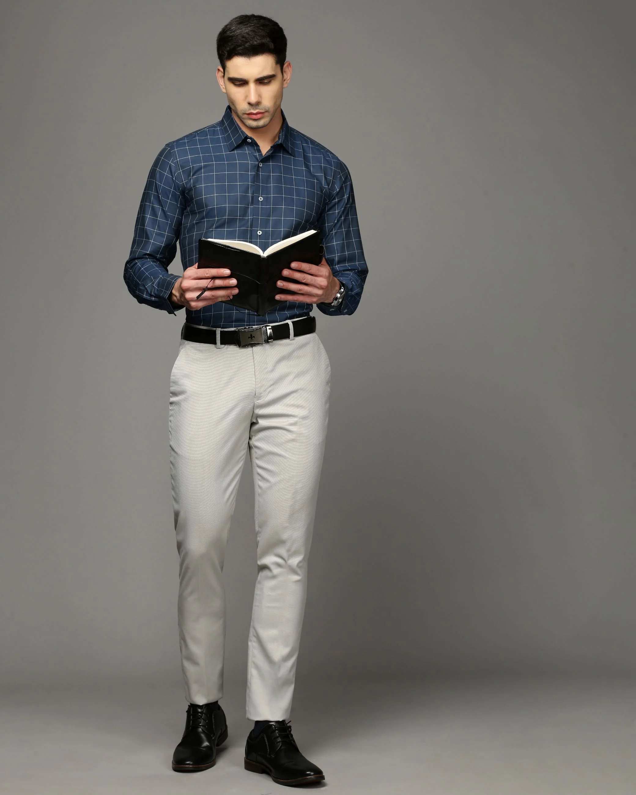Men Blue Cotton Blend Slim Shirt - Image 5