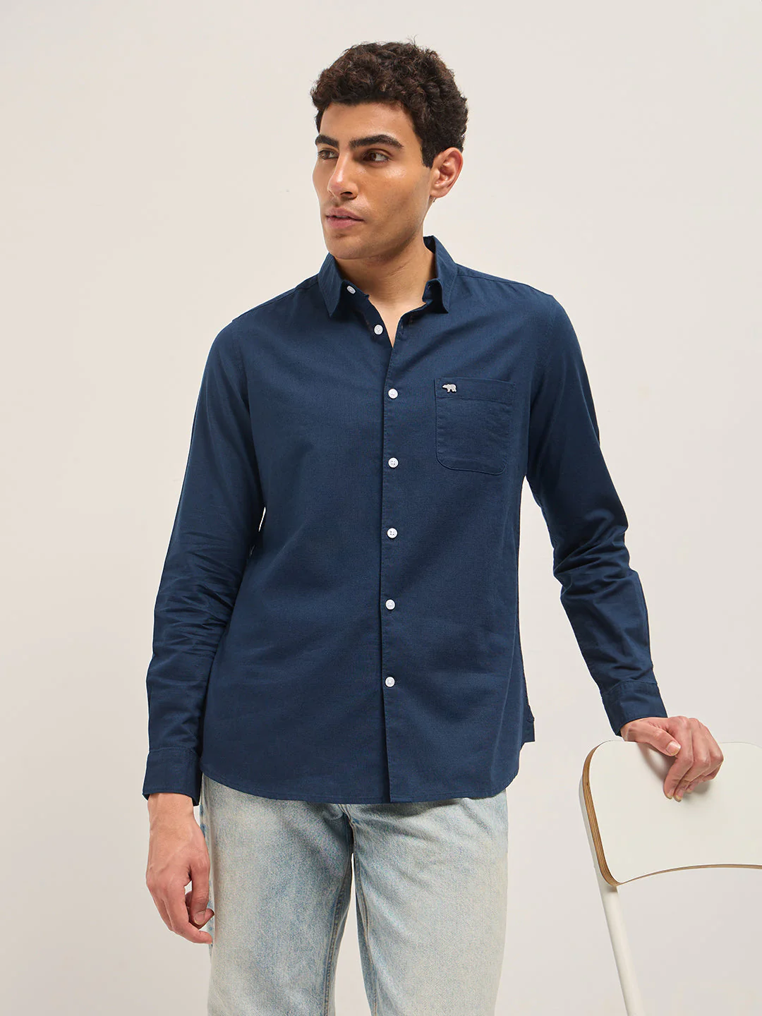 Men Blue Cotton Linen Slim Fit Solid Casual Shirt - Image 3