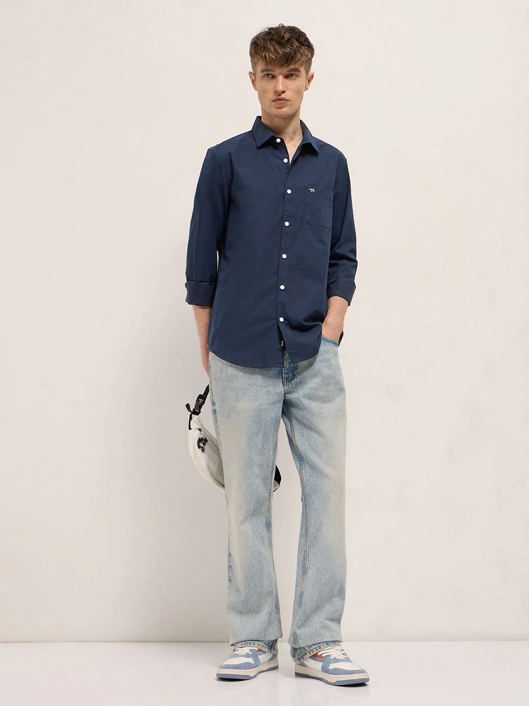 Men Blue Cotton Solid Slim Fit Casual Shirt - Image 4