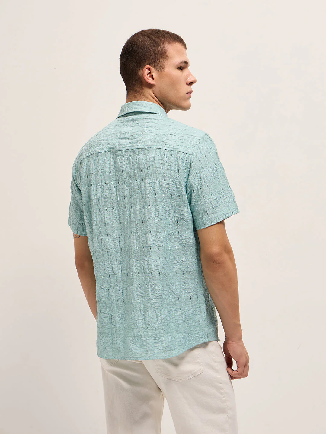 Men Blue Crinkle Textured Regular Fit Half-Sleeve Casual Shirt - Image 2