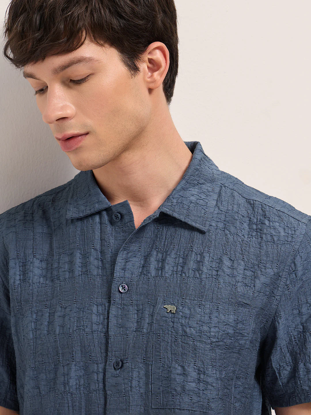 Men Blue Crinkle Textured Regular Fit Half-Sleeve Casual Shirt - Image 5