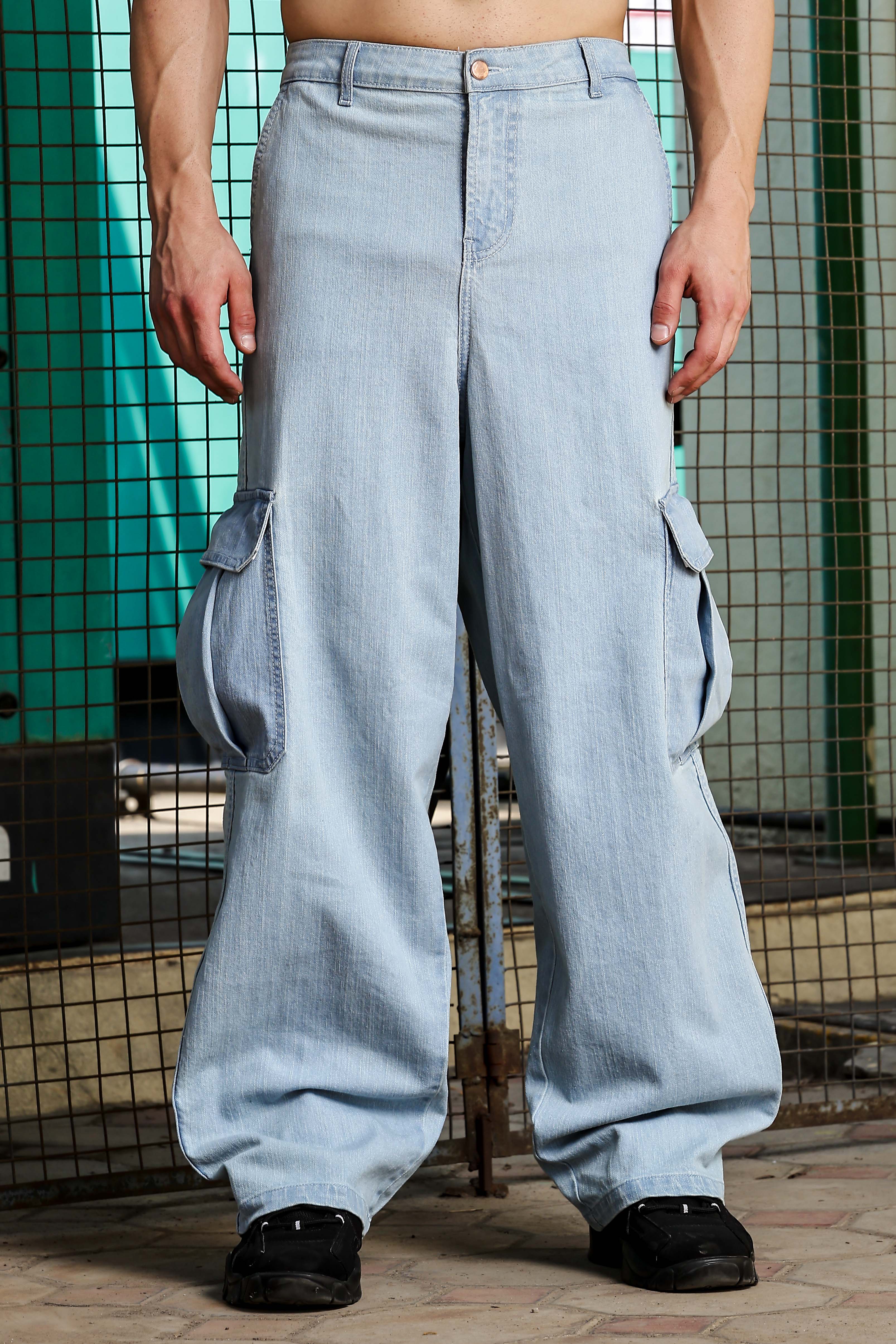 Men Blue Denim Cargo Trousers - Image 2