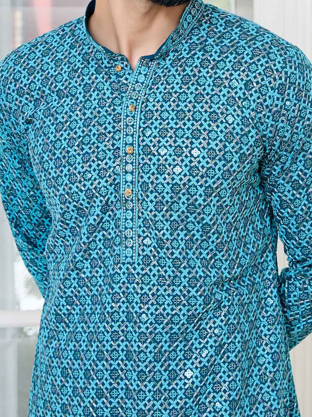 Men Blue Embroidered Straight Kurta - Image 2