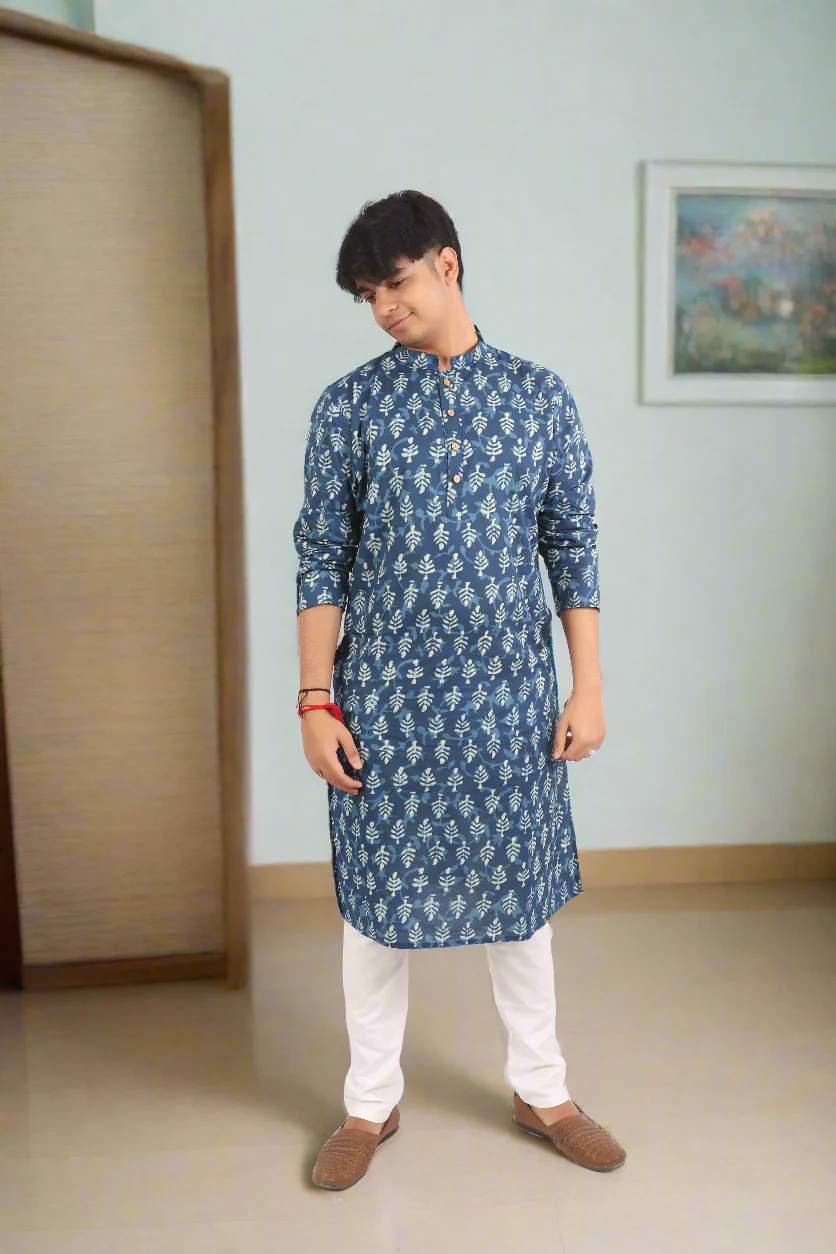 Men Blue Ethnic Leaf Motif Cotton Kurta - Image 2
