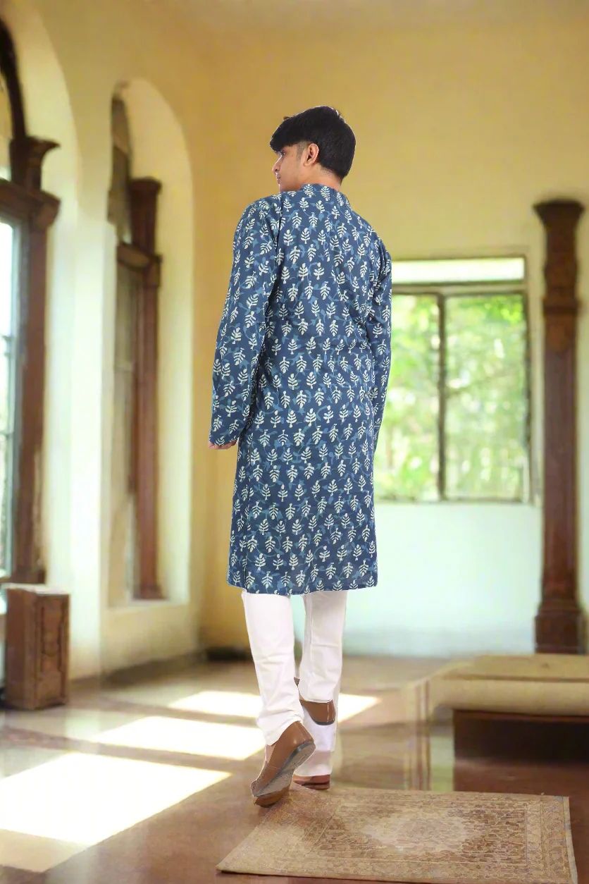 Men Blue Ethnic Leaf Motif Cotton Kurta - Image 4