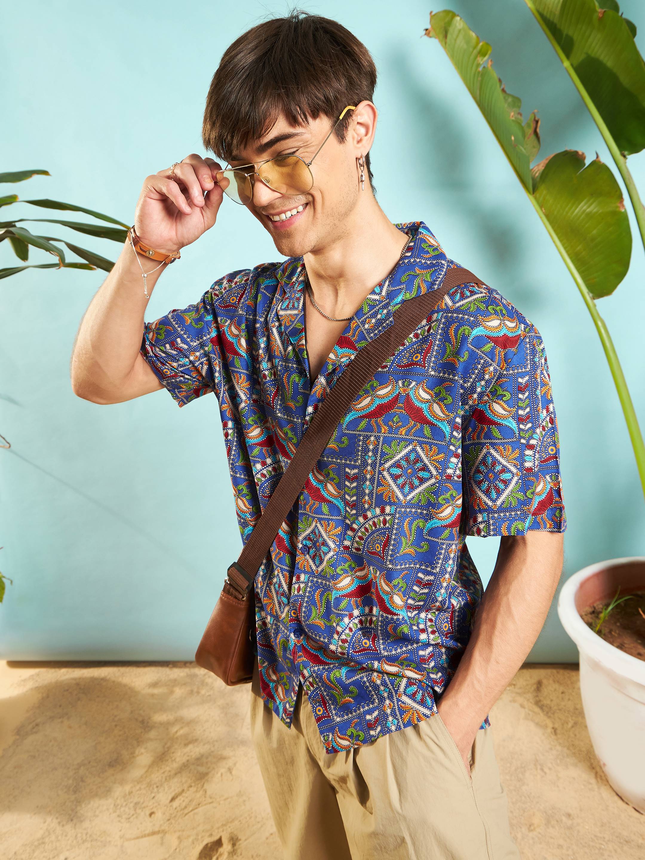 Men Blue Ethnic Print Relax Fit Shirt - Image 2