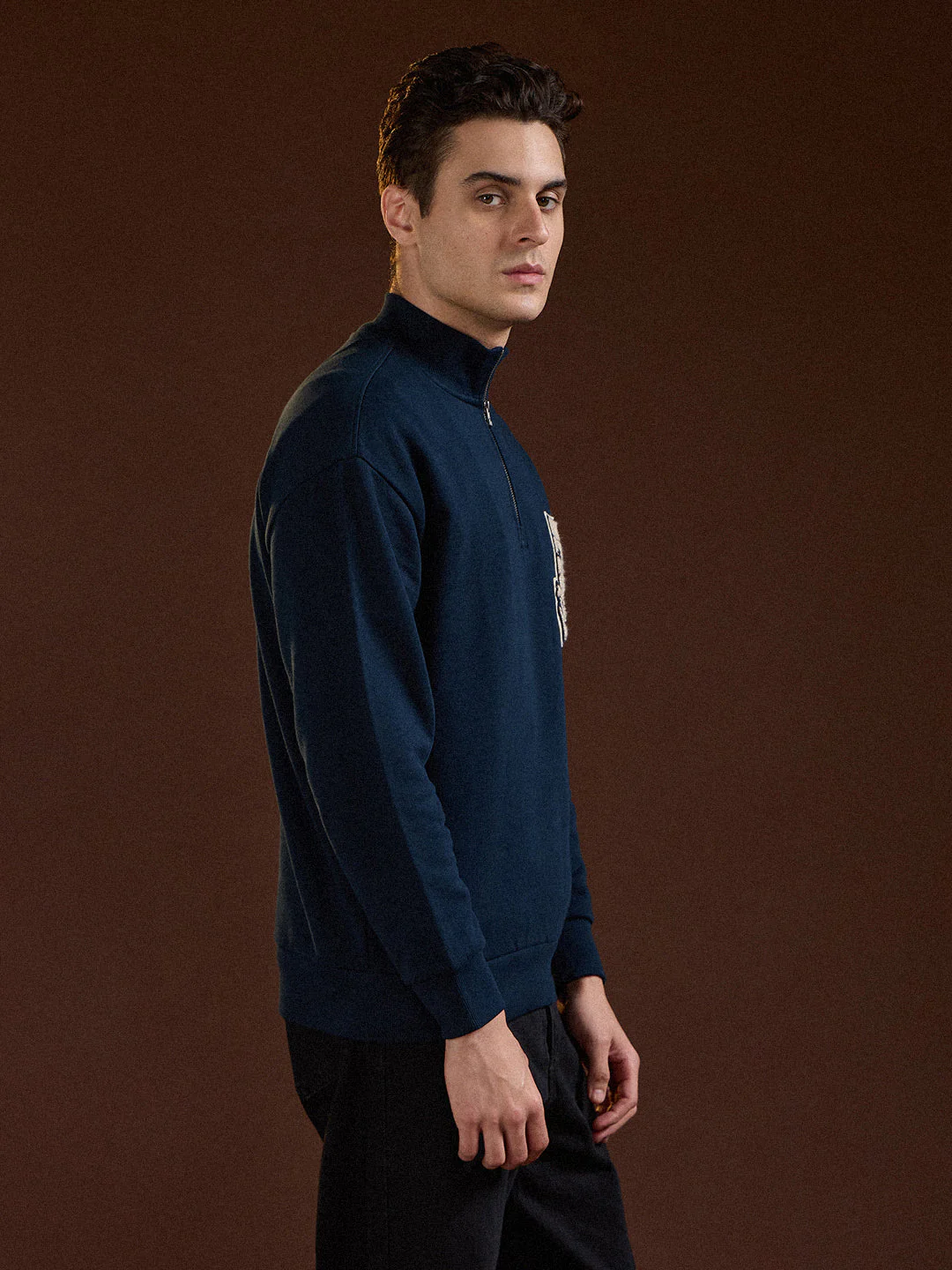 Men Blue Half-Zip Relax Fit Sweatshirt - Image 3