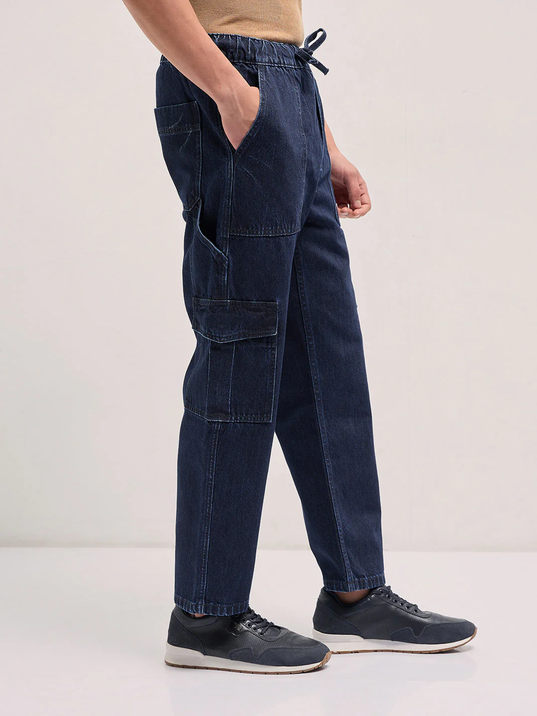 Men Blue Mid-Rise Elasticated Waist Baggy Fit Cargo Jeans - Image 3