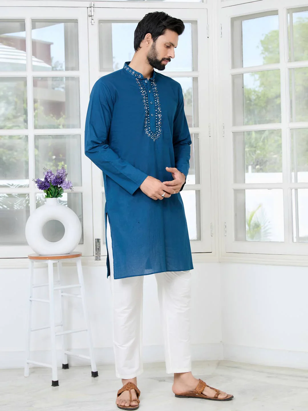 Men Blue Mirror Worked Cotton Straight Kurta - Image 2