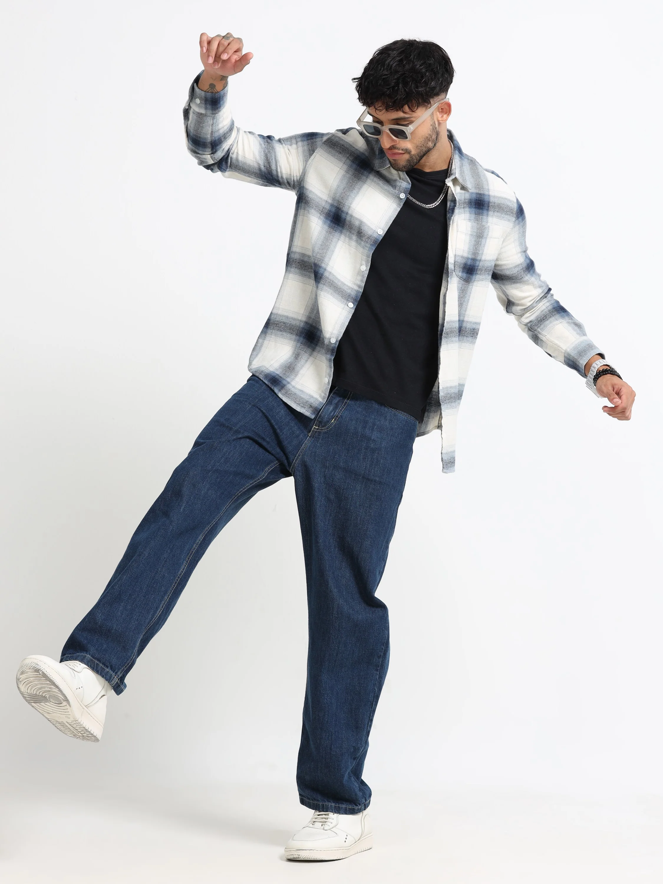 Men Blue & White Check Shirt - Image 6