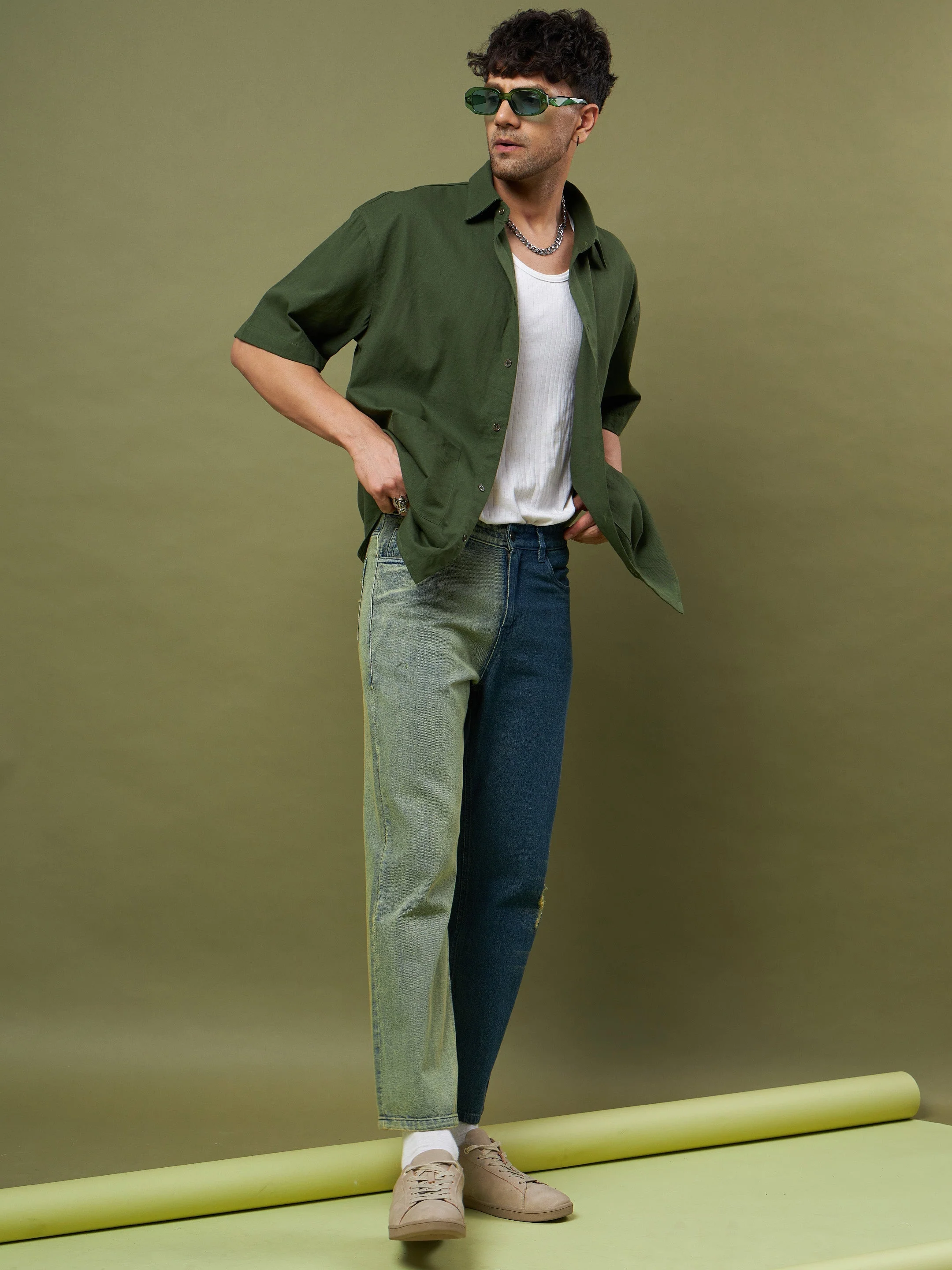 Men Blue & Olive ColorBlock Relax Fit Jeans - Image 5