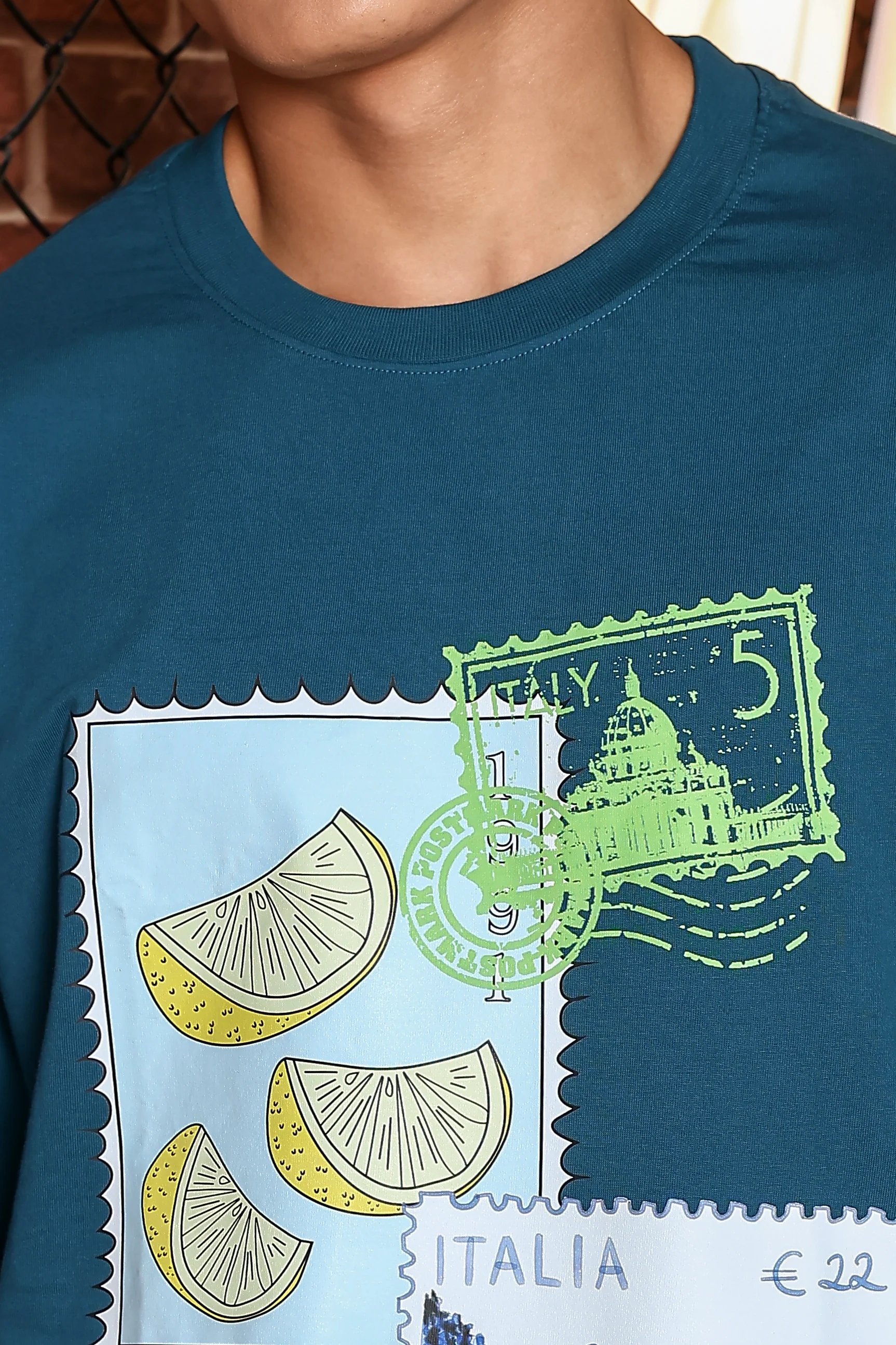 Men Blue Oversized Printed T-shirt - Image 3