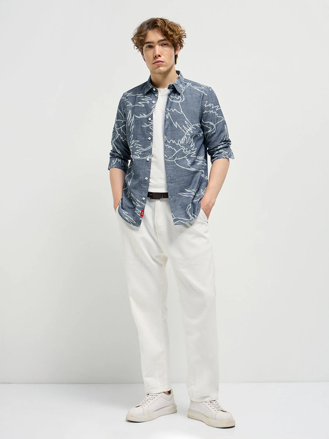 Men Blue Printed Slim Fit Casual Shirt - Image 4