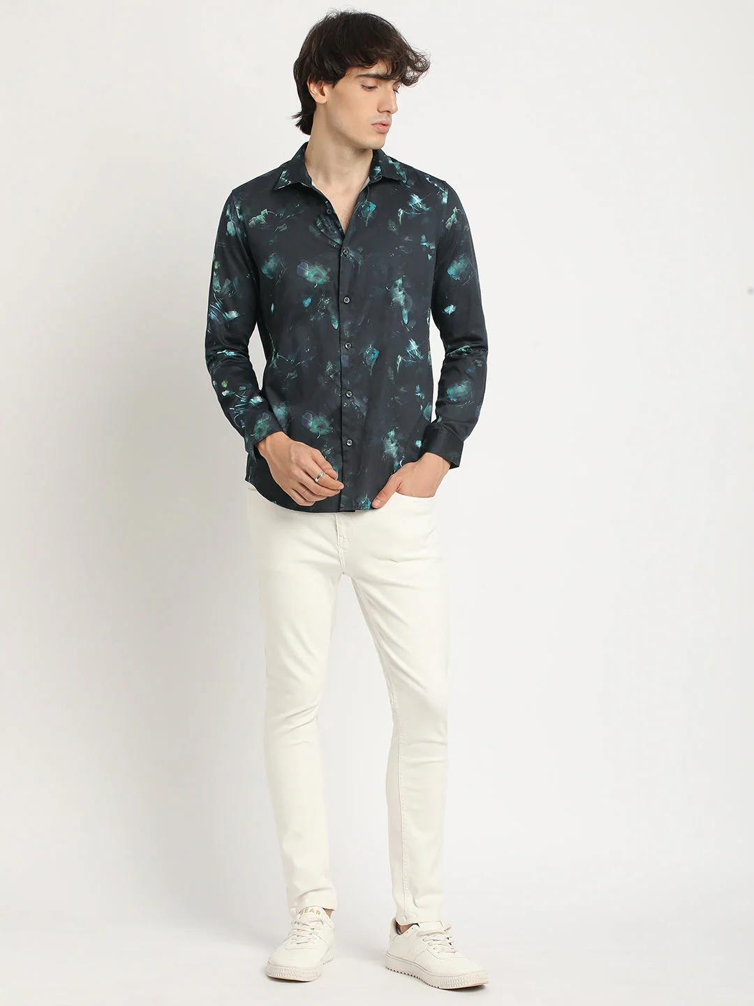 Men Blue Printed Slim Fit Cotton Casual Shirt - Image 5