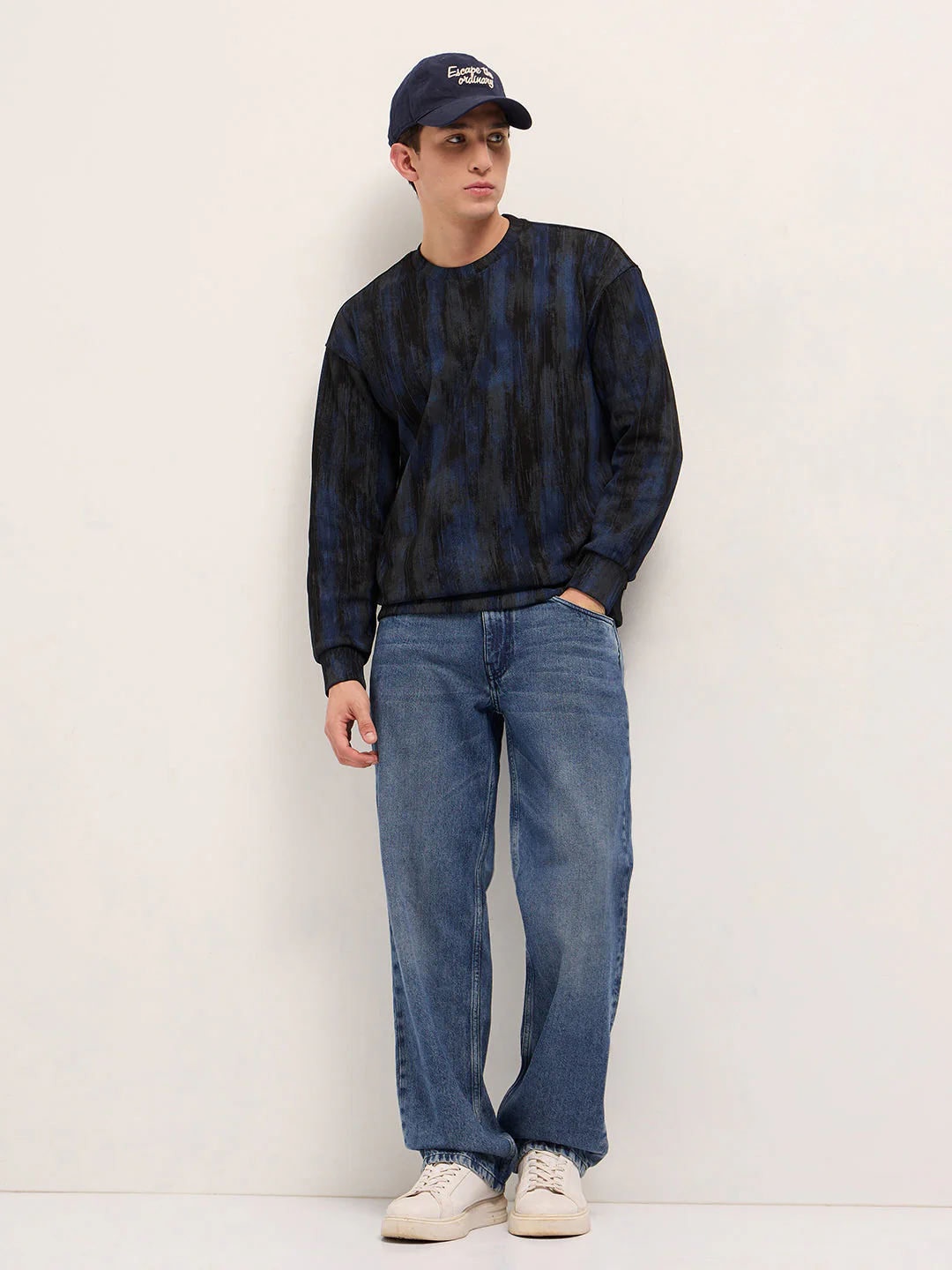 Men Blue Regular Fit Crew Neck T-Shirt - Image 4