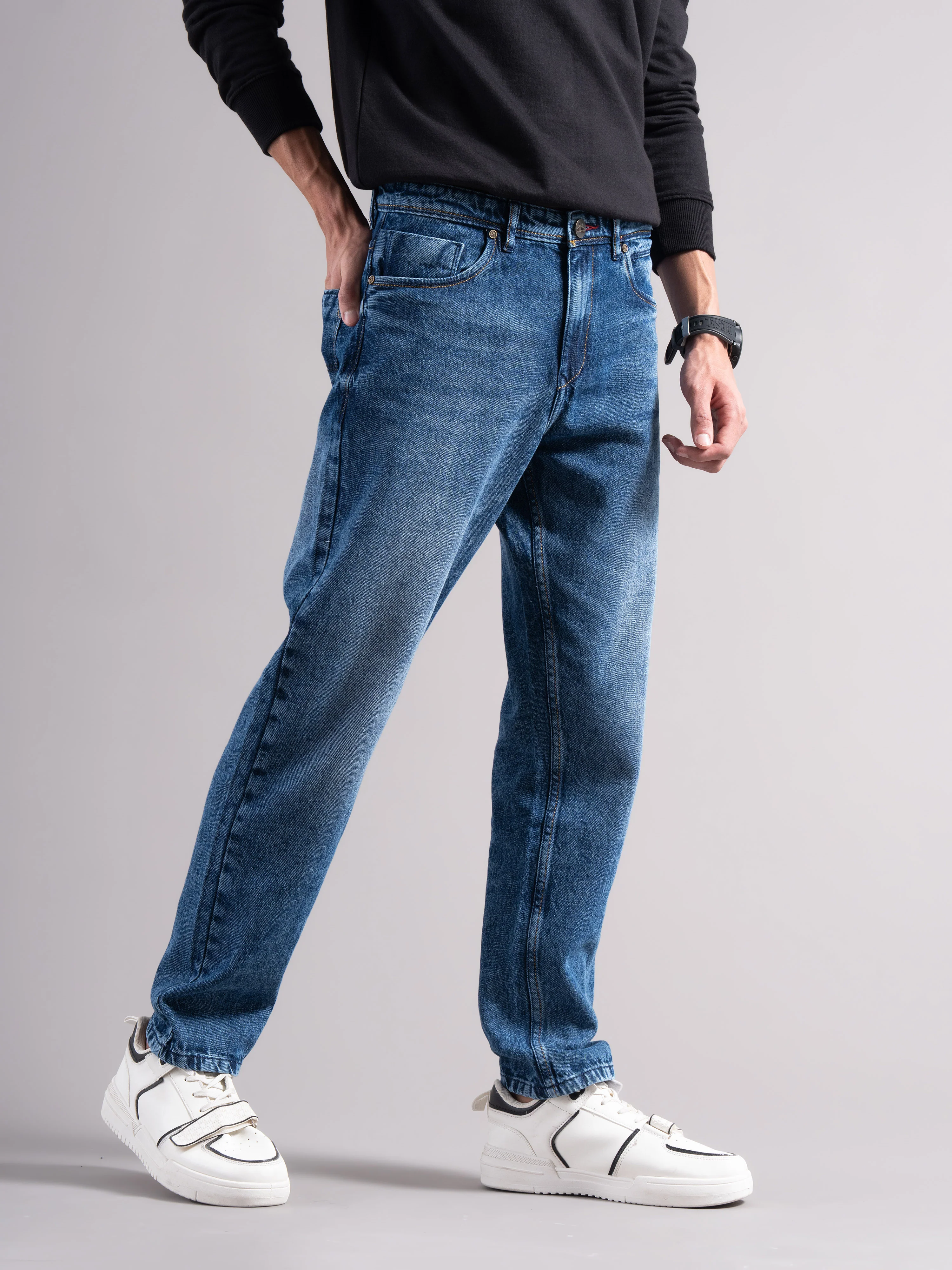 Men Blue Regular Fit Jeans - Image 4