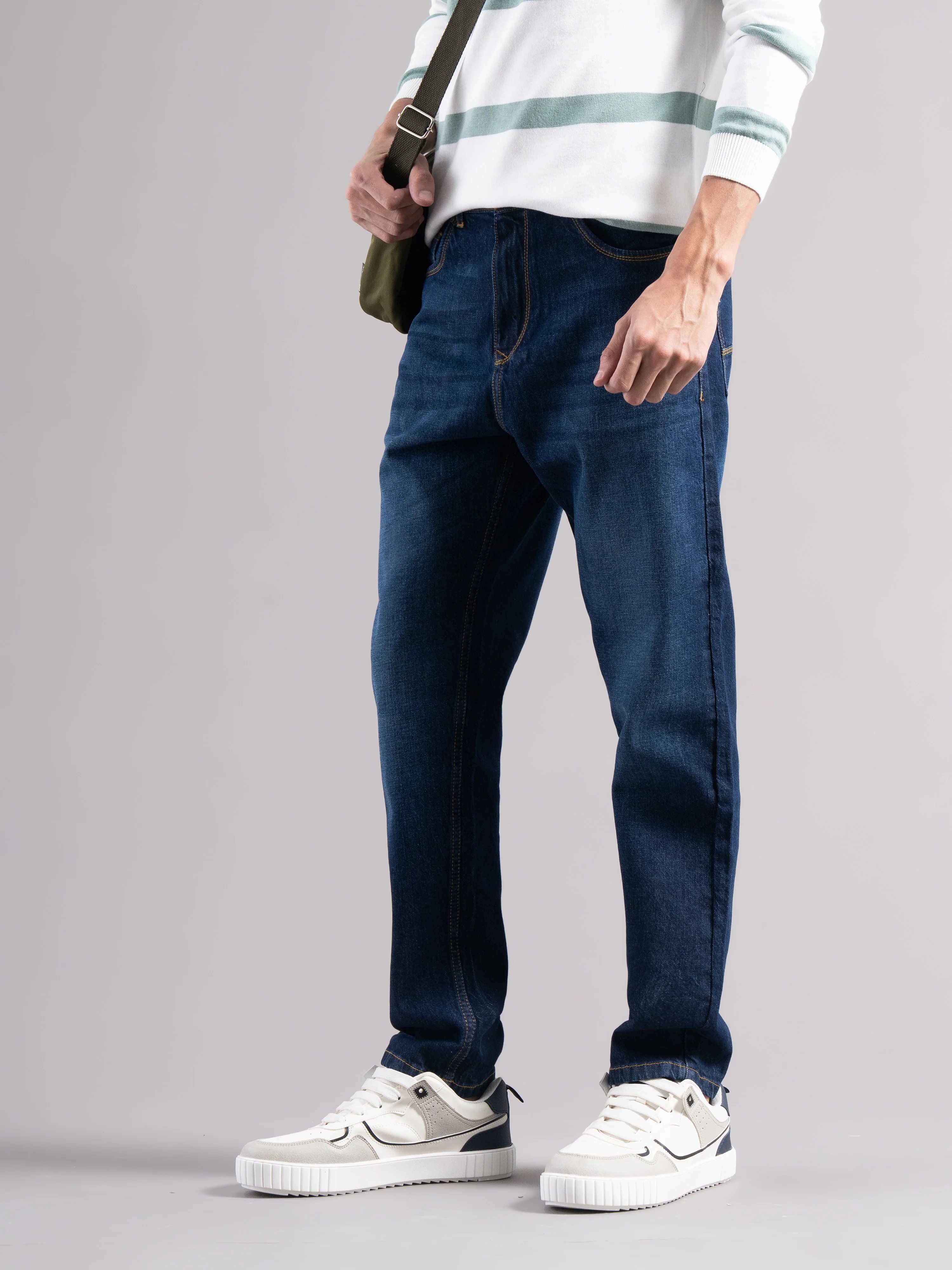 Men Blue Regular Fit Jeans - Image 7