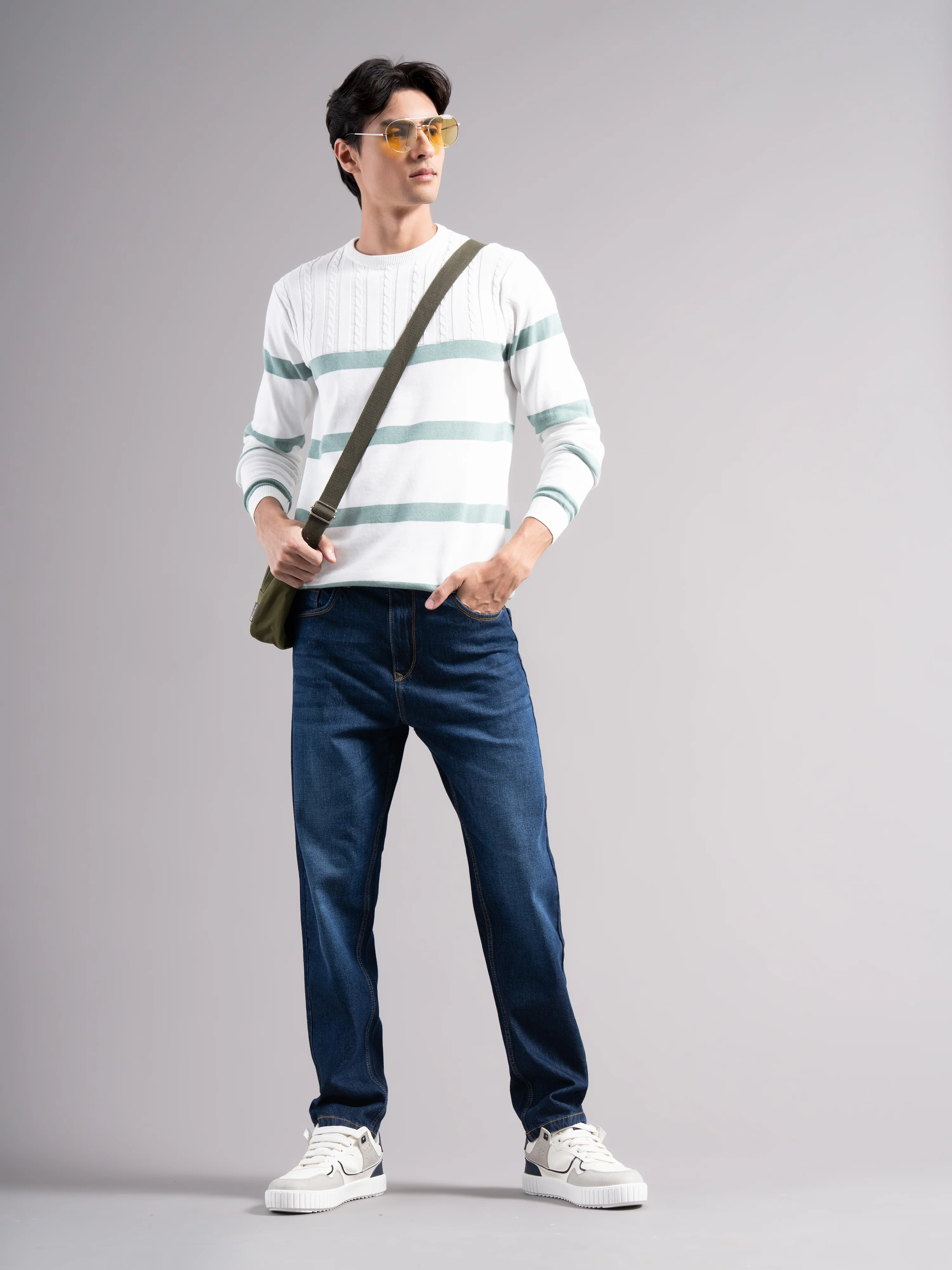 Men Blue Regular Fit Jeans - Image 8