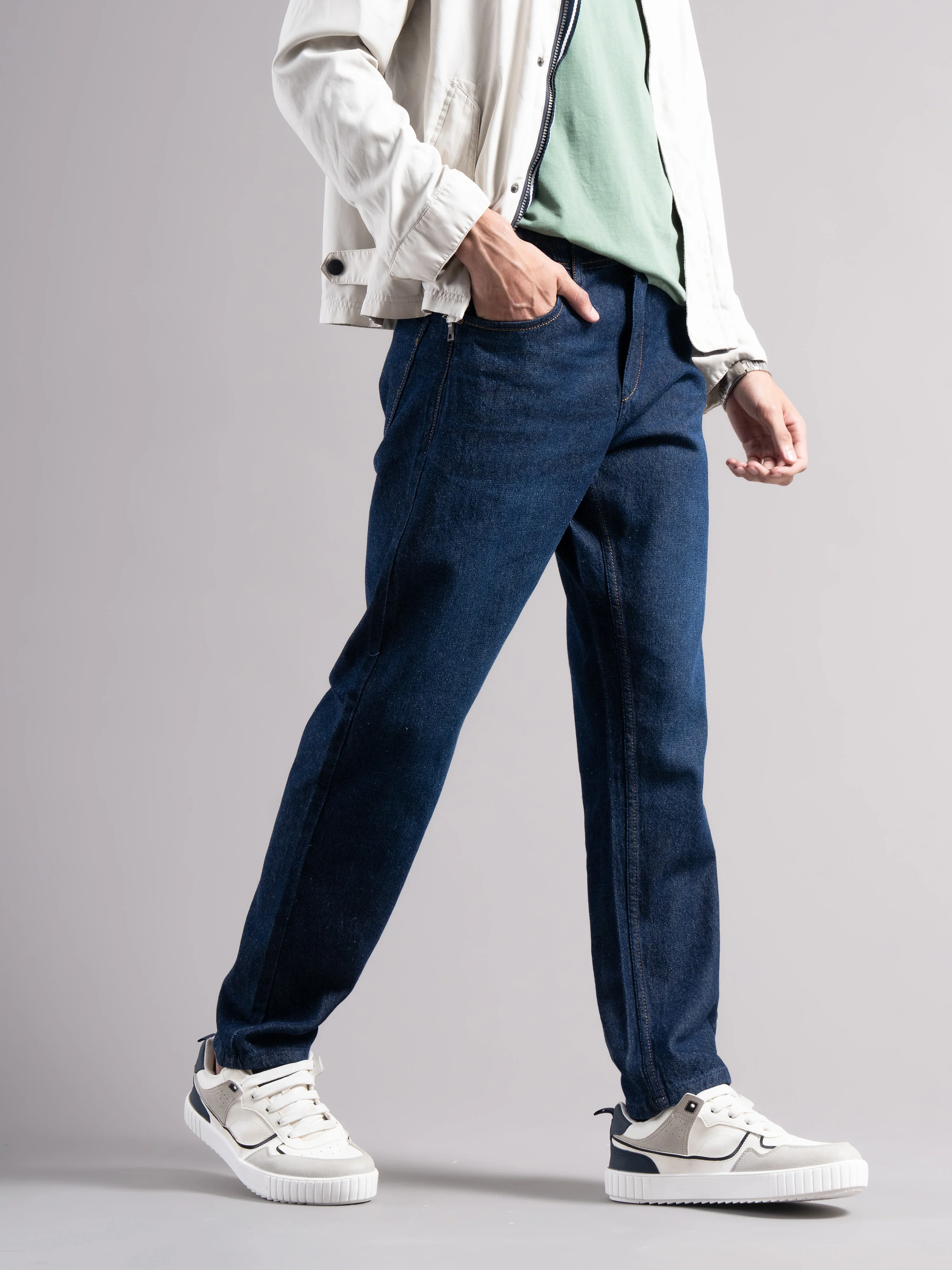 Men Blue Regular Fit Jeans - Image 8