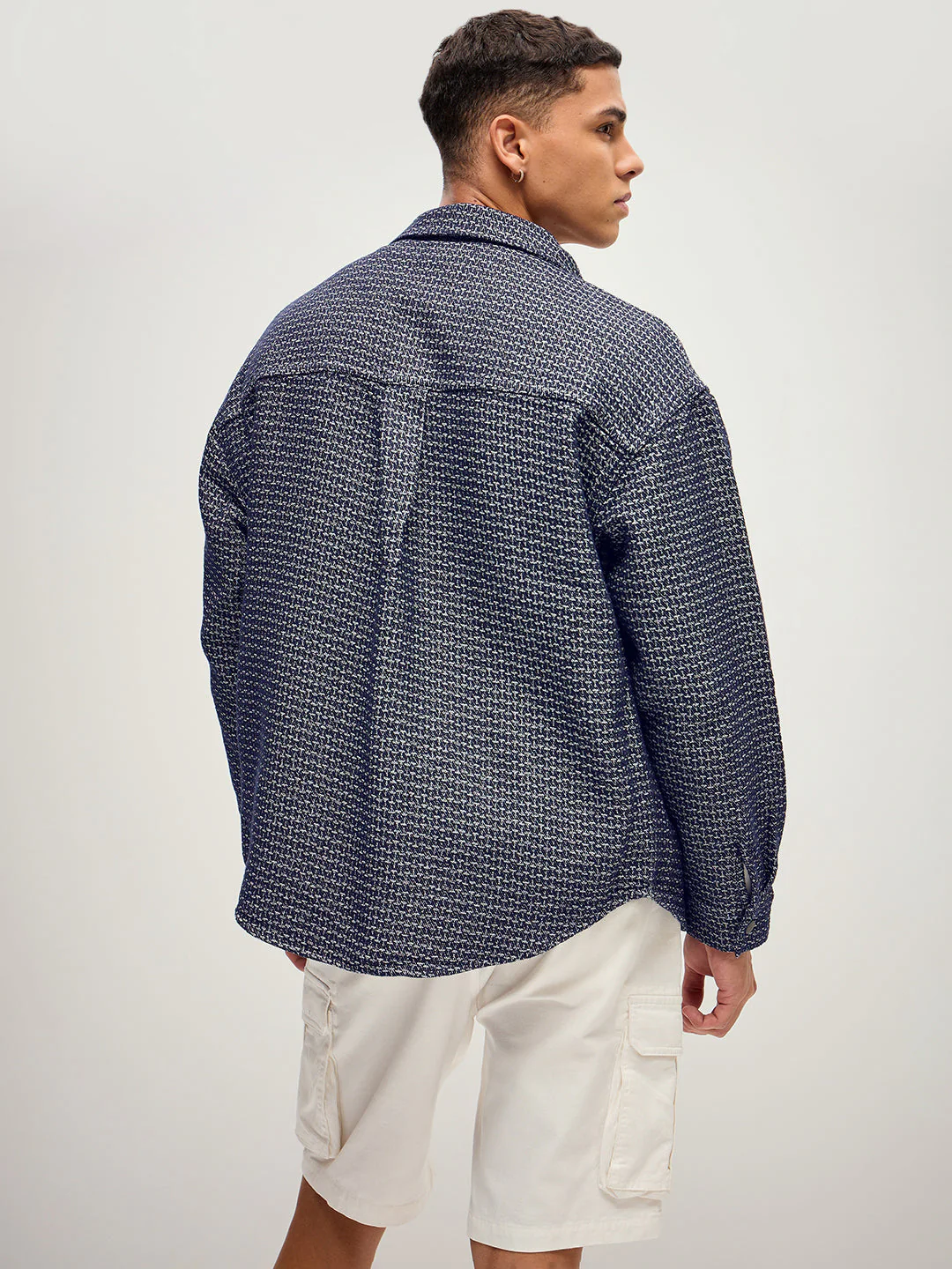 Men Blue Self Deign Regular Fit Denim Jacket - Image 5