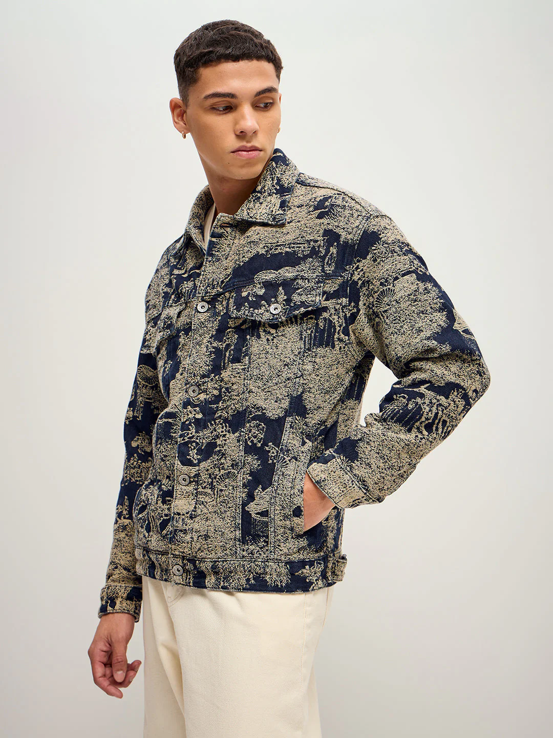 Men Blue Self Design Regular Fit Classic Denim Jacket - Image 3