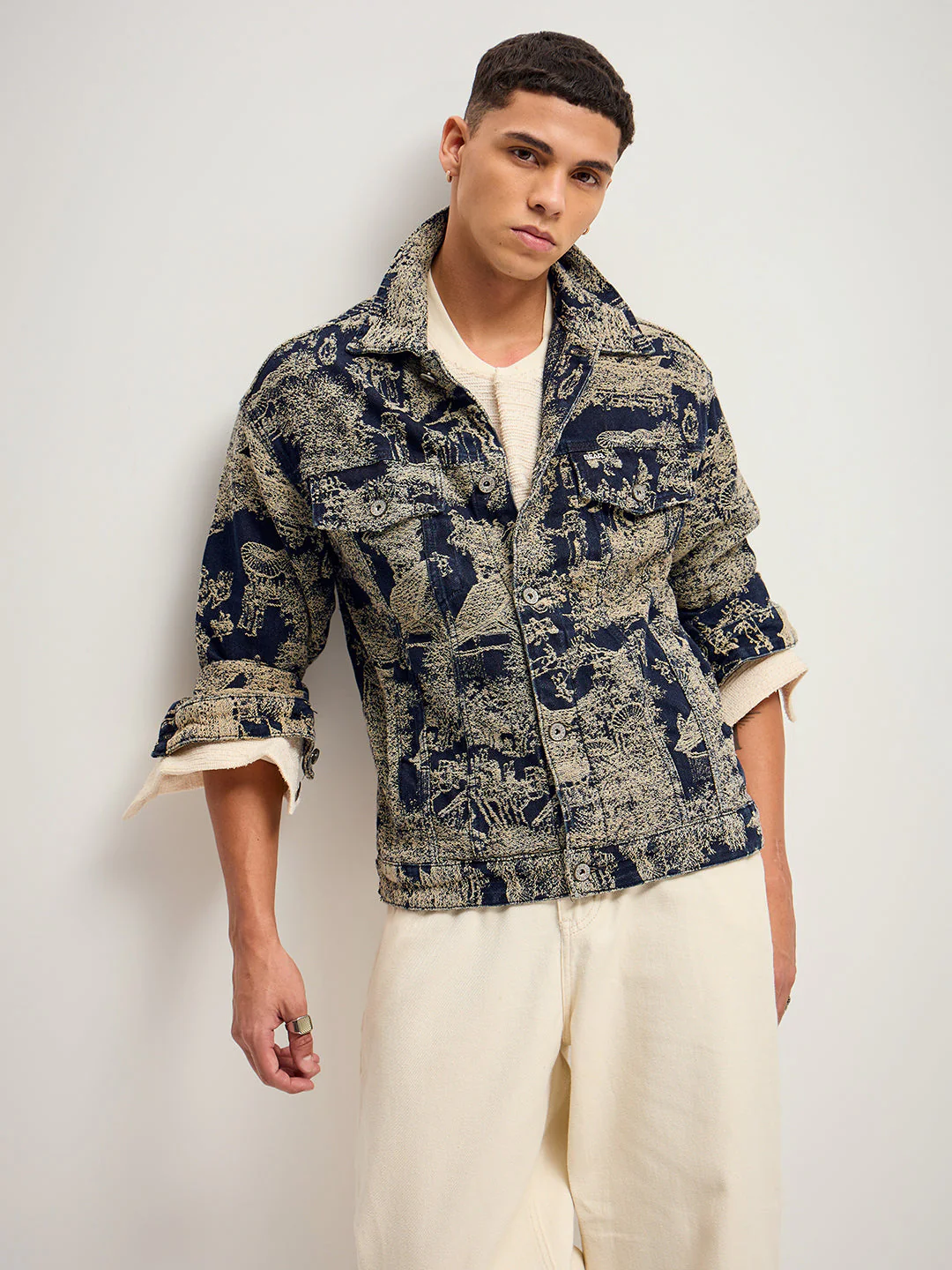 Men Blue Self Design Regular Fit Classic Denim Jacket - Image 6