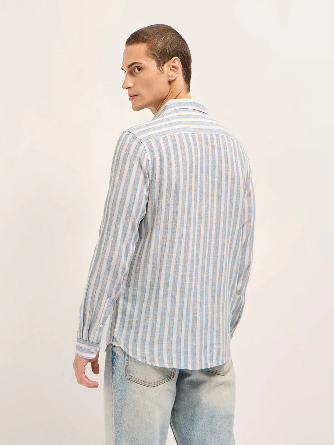 Men Blue Slim Fit Casual Shirt - Image 2