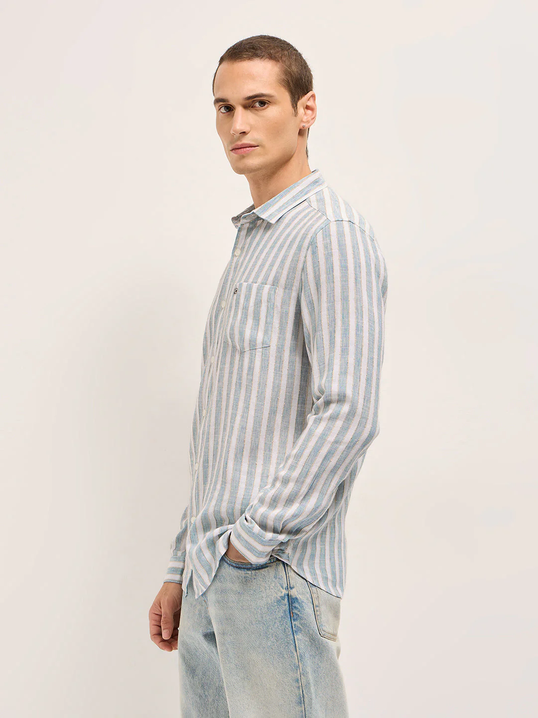 Men Blue Slim Fit Casual Shirt - Image 3