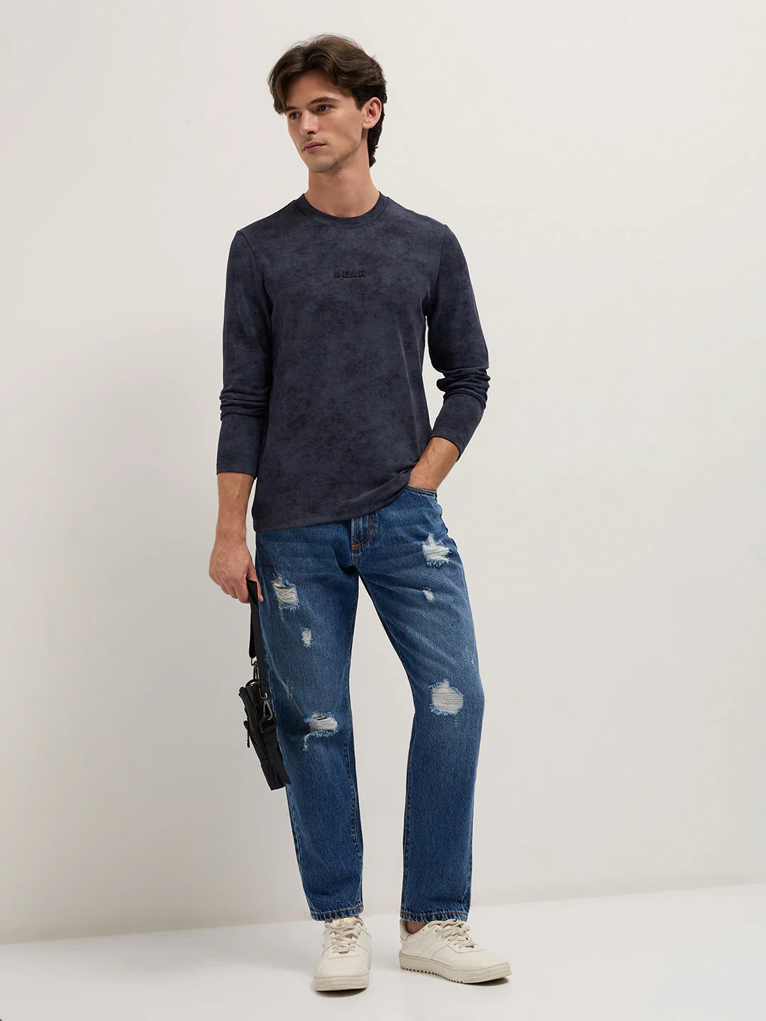 Men Blue Slim Fit Crew Neck T-Shirt - Image 4