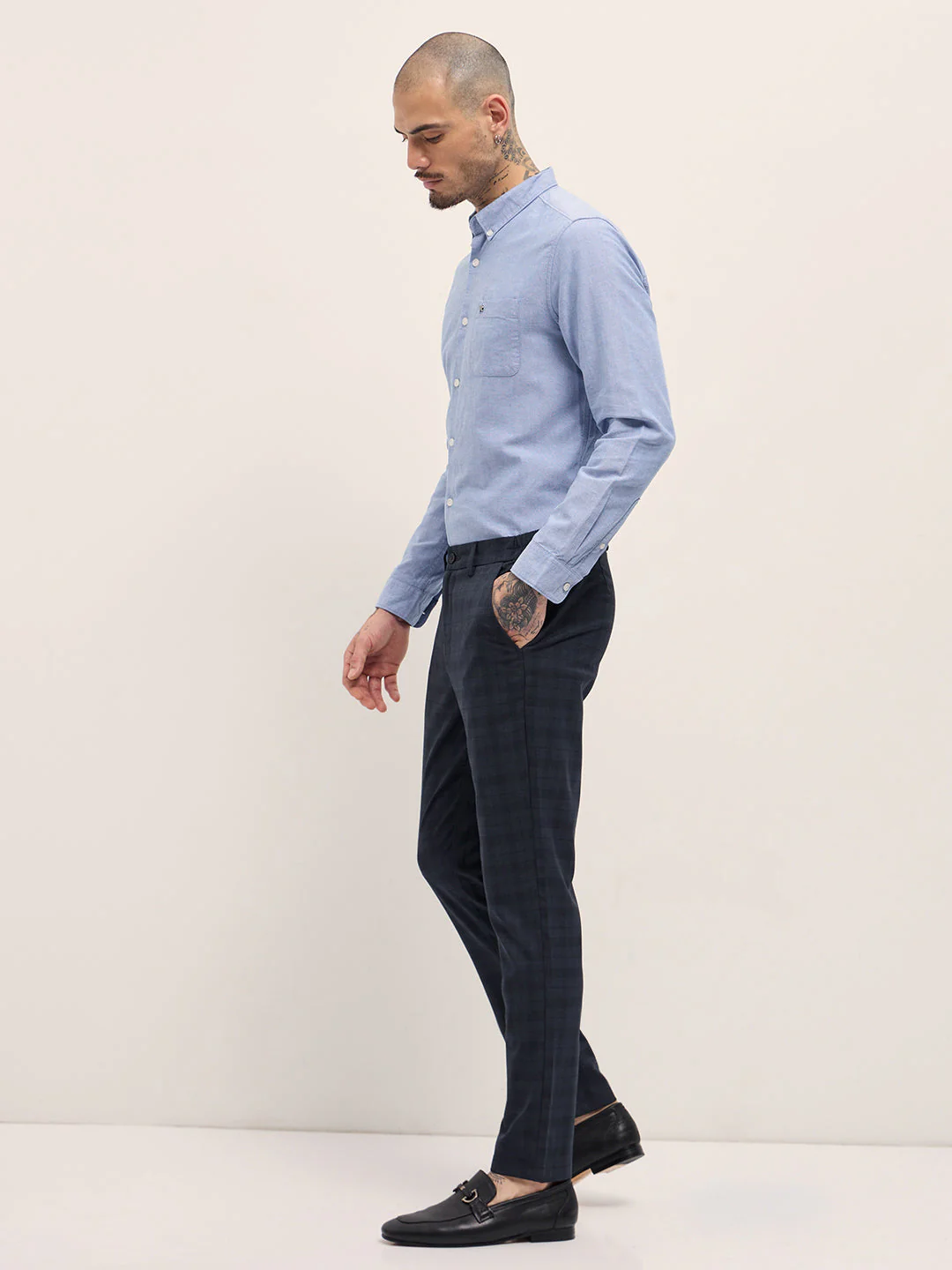 Men Blue Slim Fit Formal Trousers - Image 3