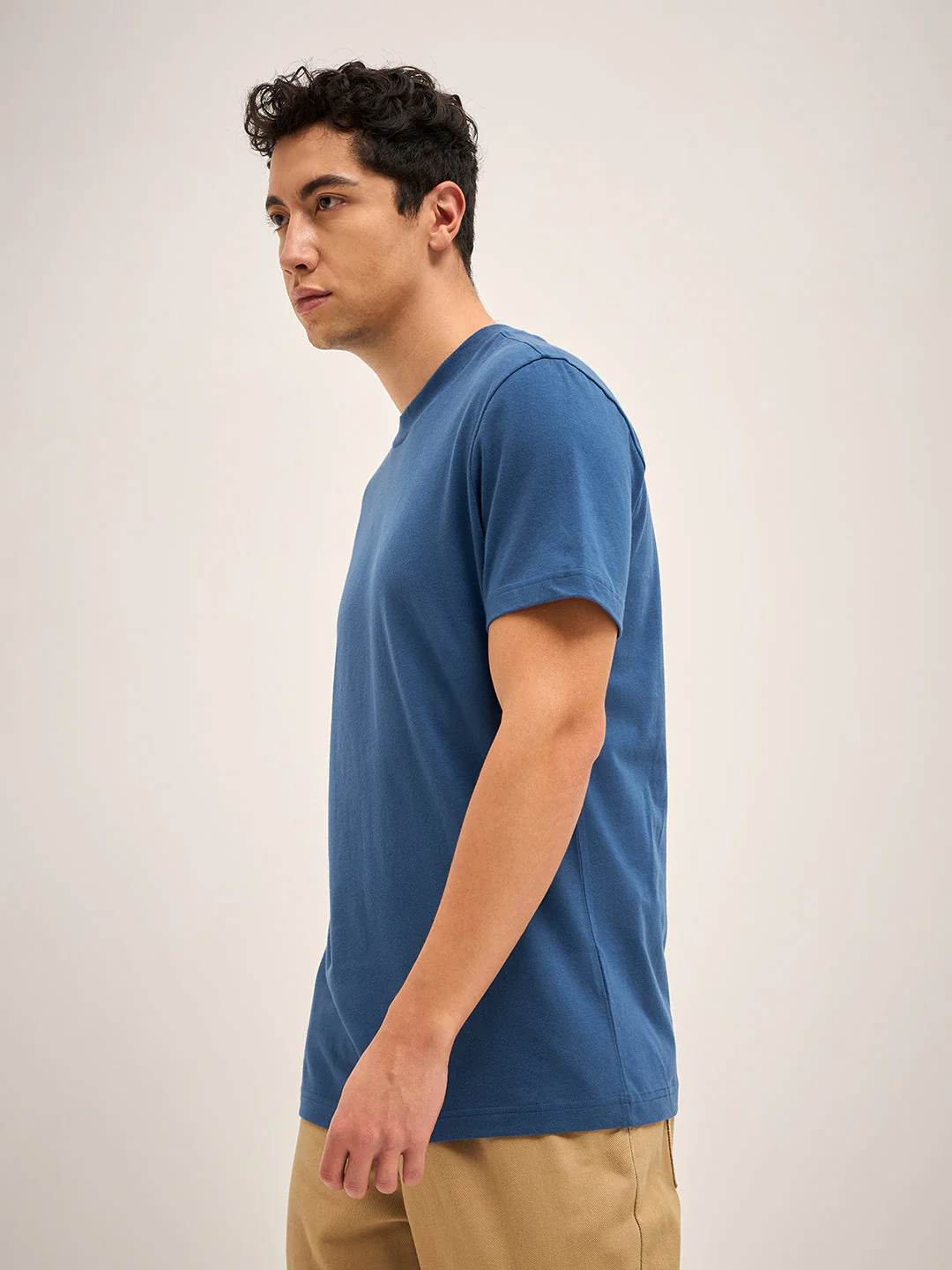 Men Blue Solid Crew Neck Regular Fit T-Shirt - Image 3